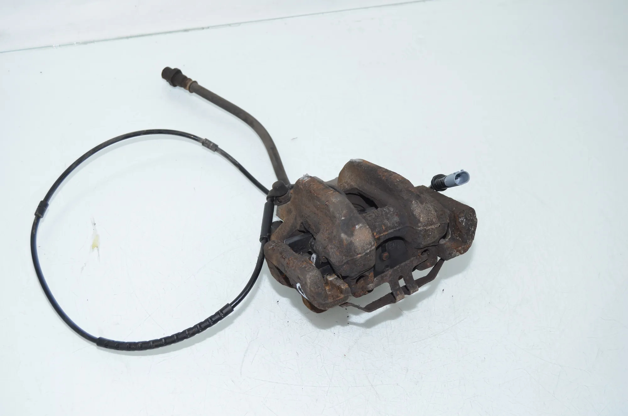 Rear Right Brake Caliper – OEM 6850858 · BMW 3 Touring (F31) 320 d 2012
