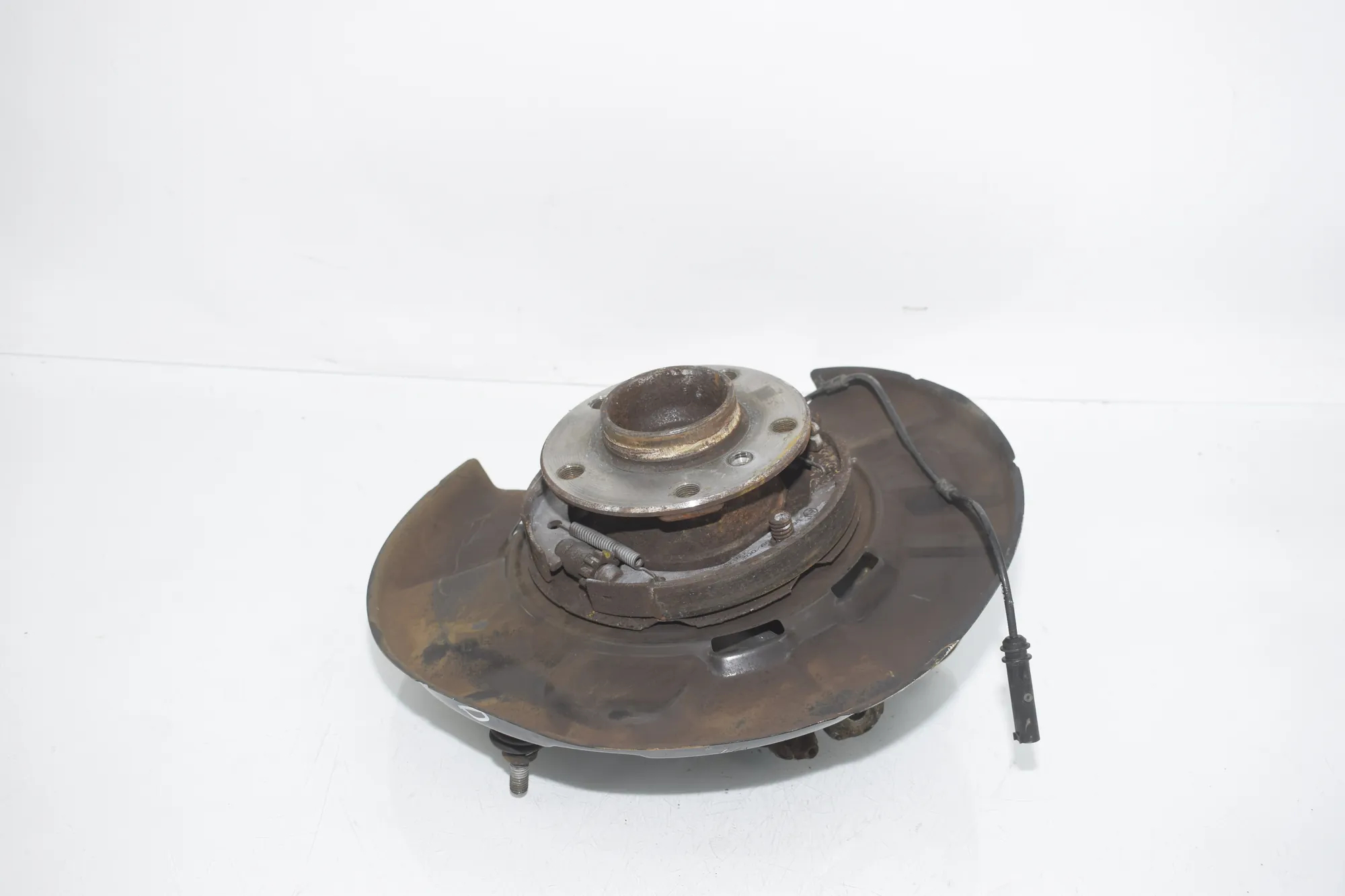 Rear Right Wheel Hub – OEM 6792524 · BMW 3 Touring (F31) 320 d 2012 – 3