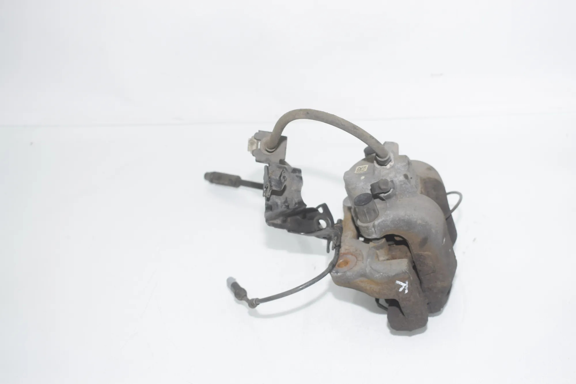 Front Left Brake Caliper – OEM 6857687 · BMW 3 Touring (F31) 320 d 2012 – 2