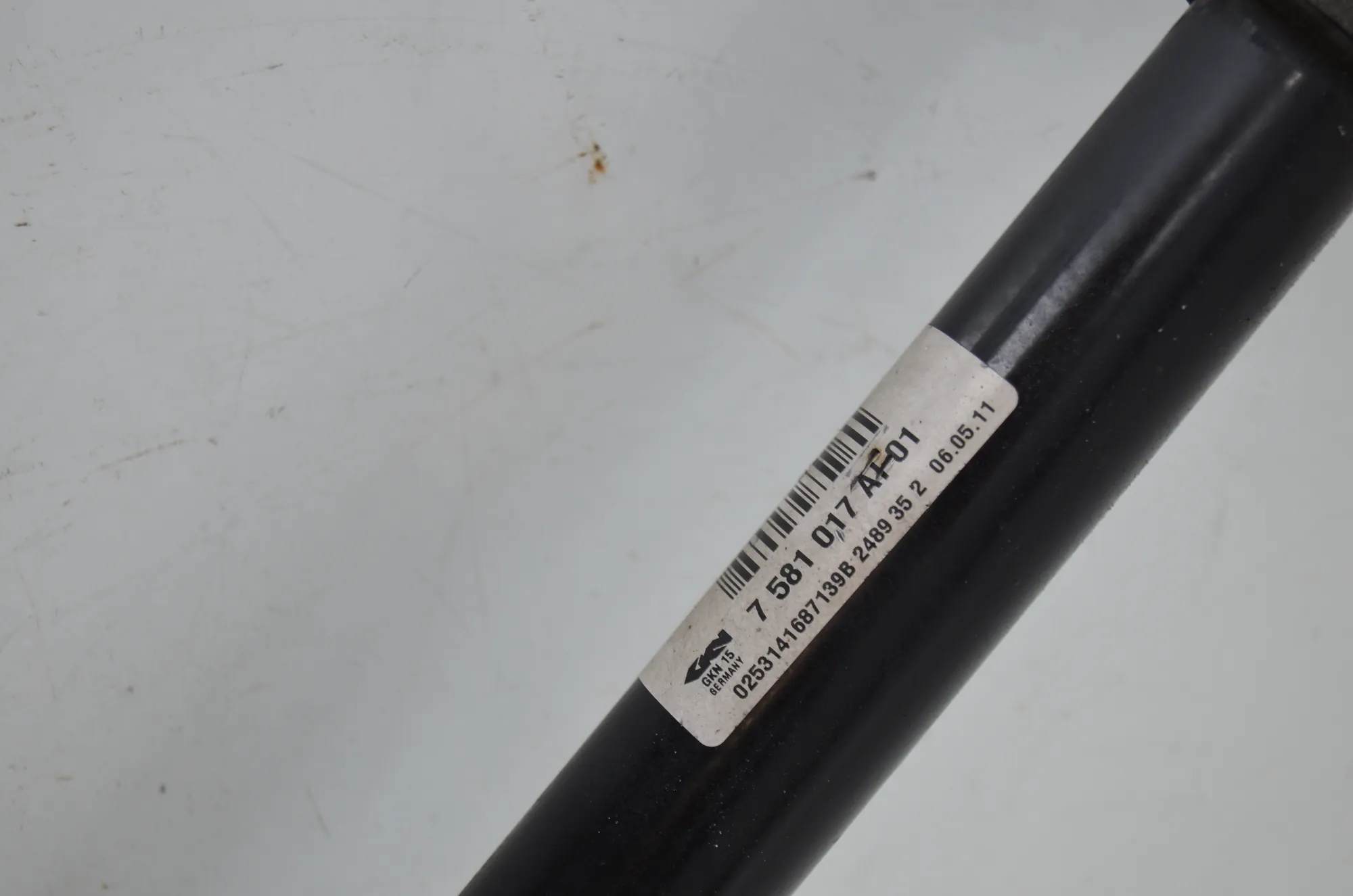 Rear Left Driveshaft – OEM 7581017 · BMW 5 Touring (F11) 530 d xDrive 2011 – 4