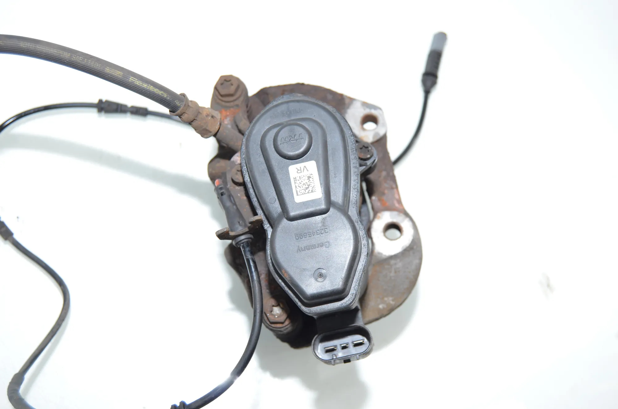 Rear Right Brake Caliper – OEM 6793048 · BMW 5 Touring (F11) 530 d xDrive 2011 – 4