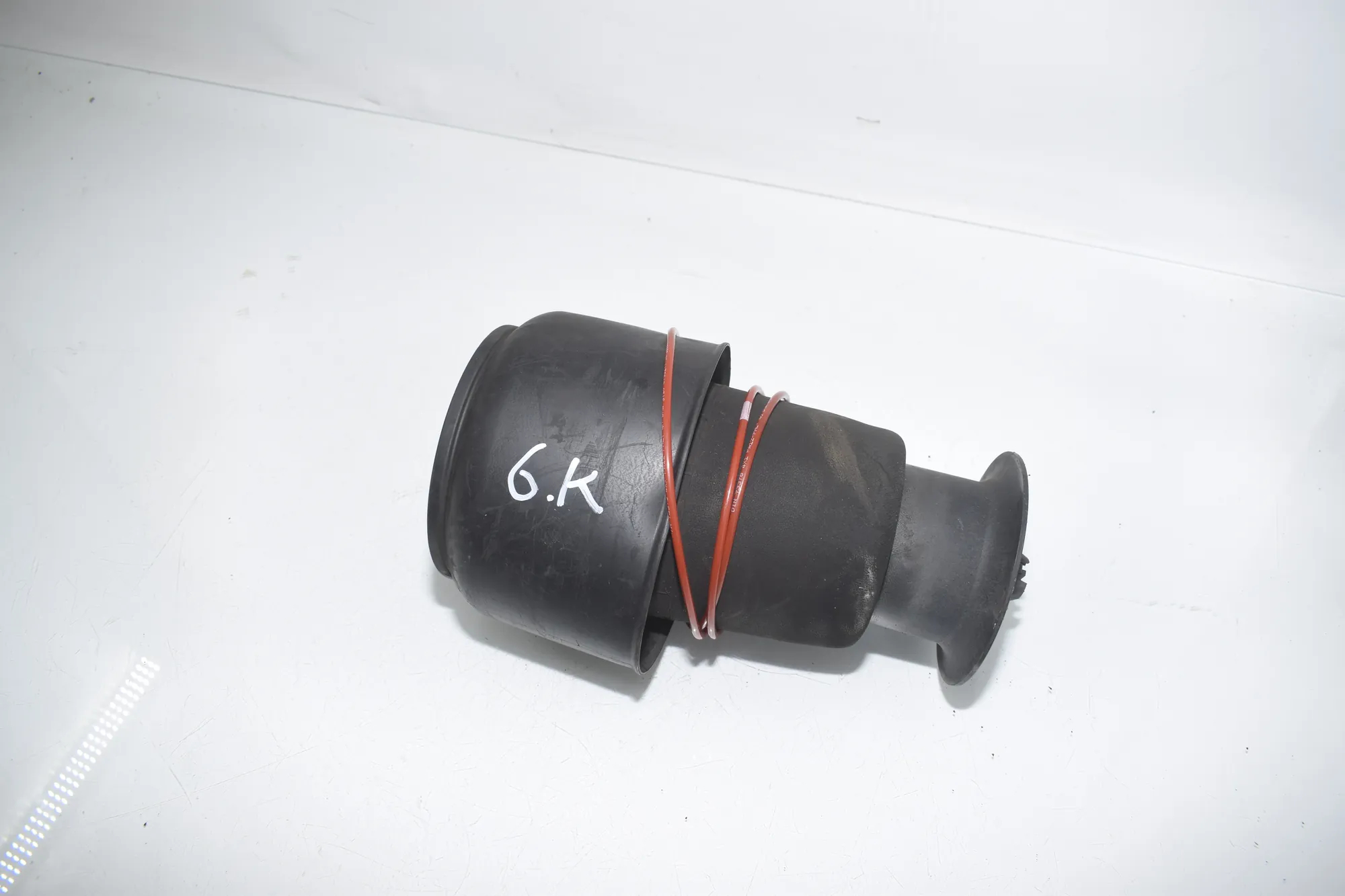 Rear Left Air Suspension Spring Bag – OEM 6784381 · BMW 5 Touring (F11) 530 d xDrive 2011 – 2