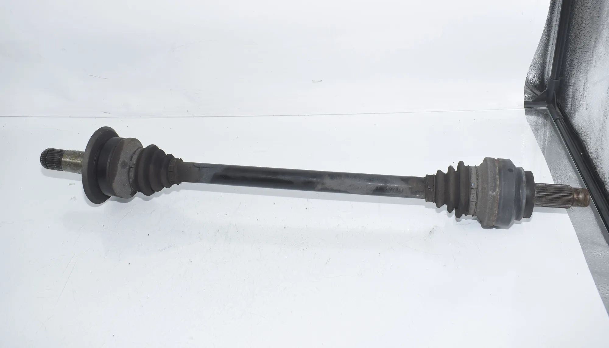 Rear Right Driveshaft – OEM 7581018 · BMW 5 Touring (F11) 530 d xDrive 2011
