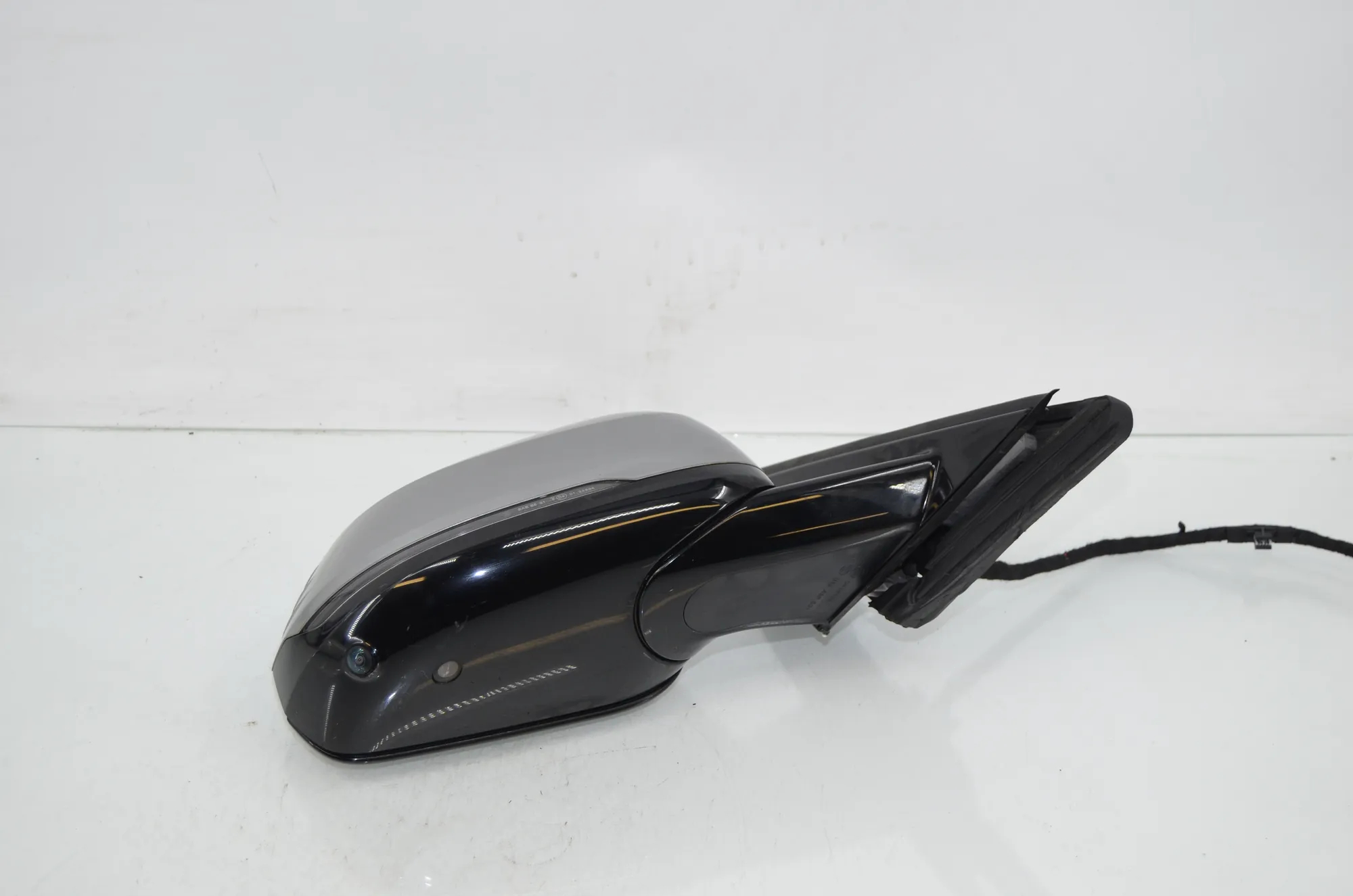 Right Side Wing Mirror – OEM 5A67638 · BMW X1 (U11) (2022 - -) BMW X1 (U11) 2024 – 3