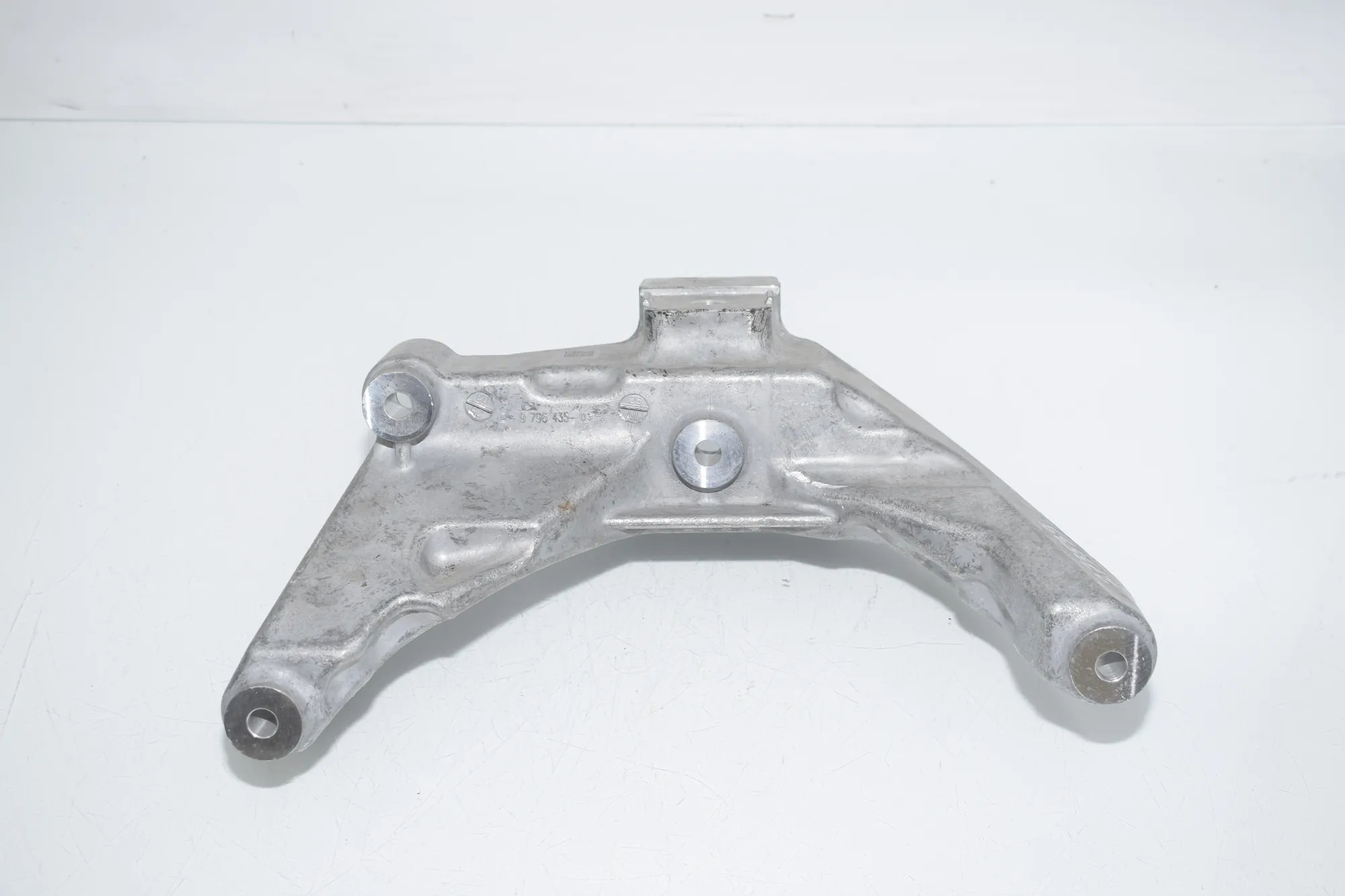 Left Side Engine Bracket – OEM 9796435 · BMW iX1 (U11 BEV) BMW iX1 (U11 BEV) xDrive 30 2022