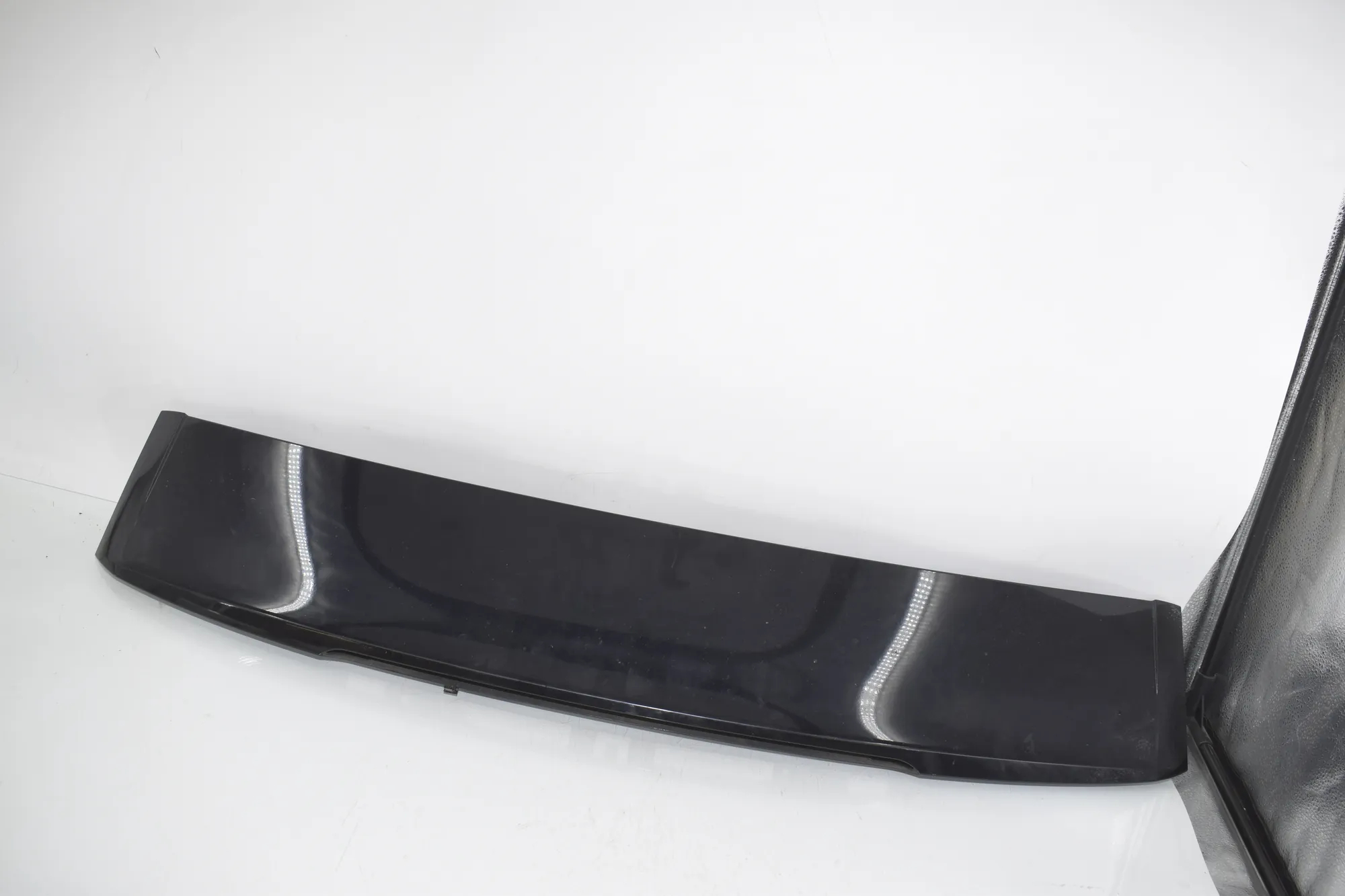 Tailgate Bootlid Spoiler – OEM 7262844 · BMW 5 Touring (F11) 530 d xDrive 2011 – 2