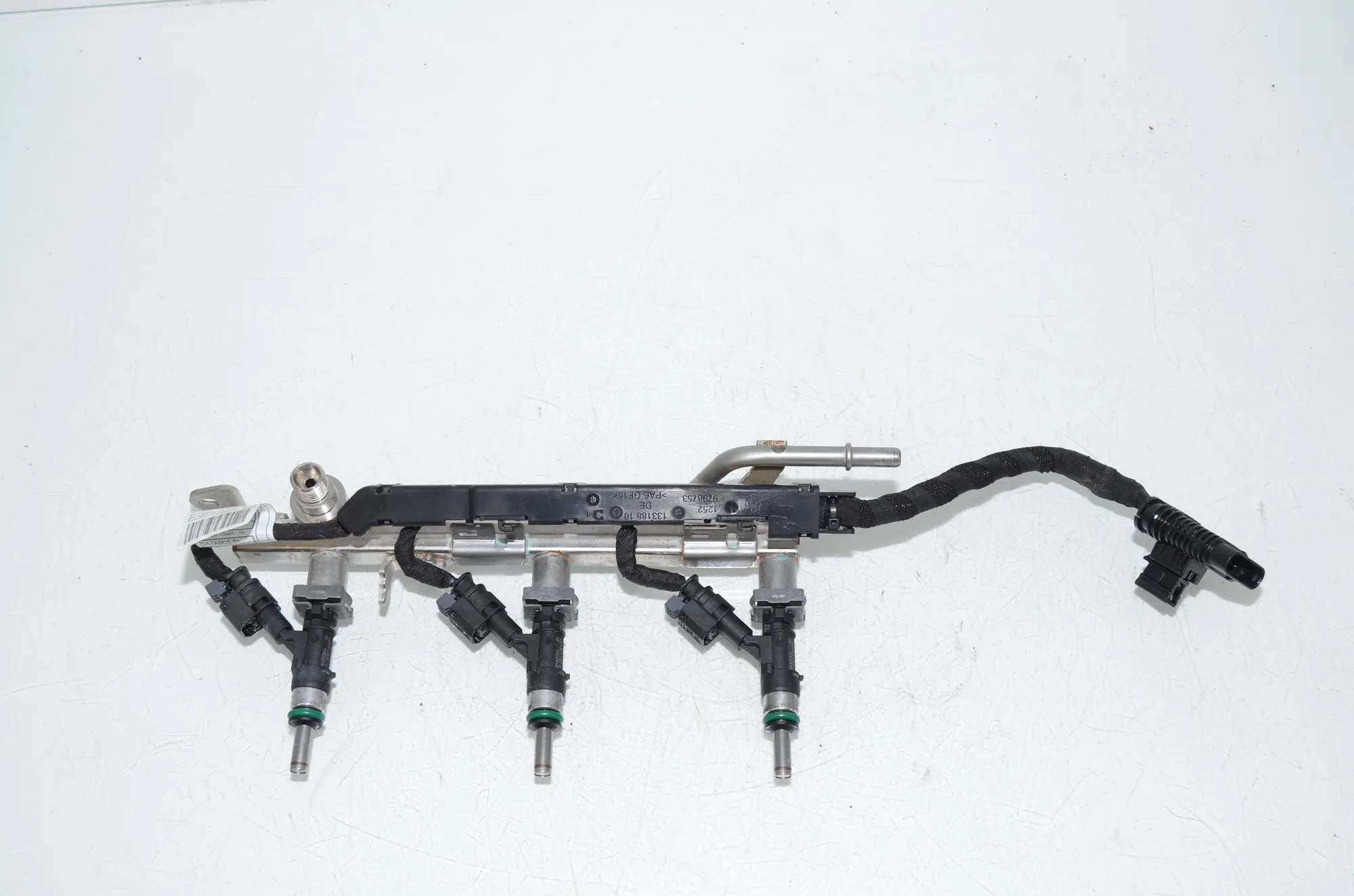 Fuel Rail – OEM 8483304 · BMW X1 (U11) (2022 - -) BMW X1 (U11) 2024