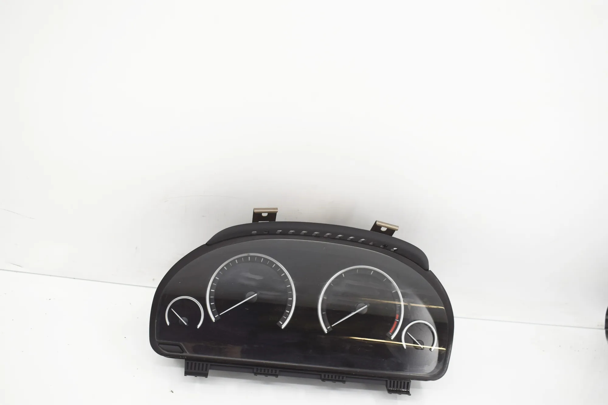 Instrument Cluster Speedometer – OEM 9265157 · BMW 5 Touring (F11) 530 d xDrive 2011