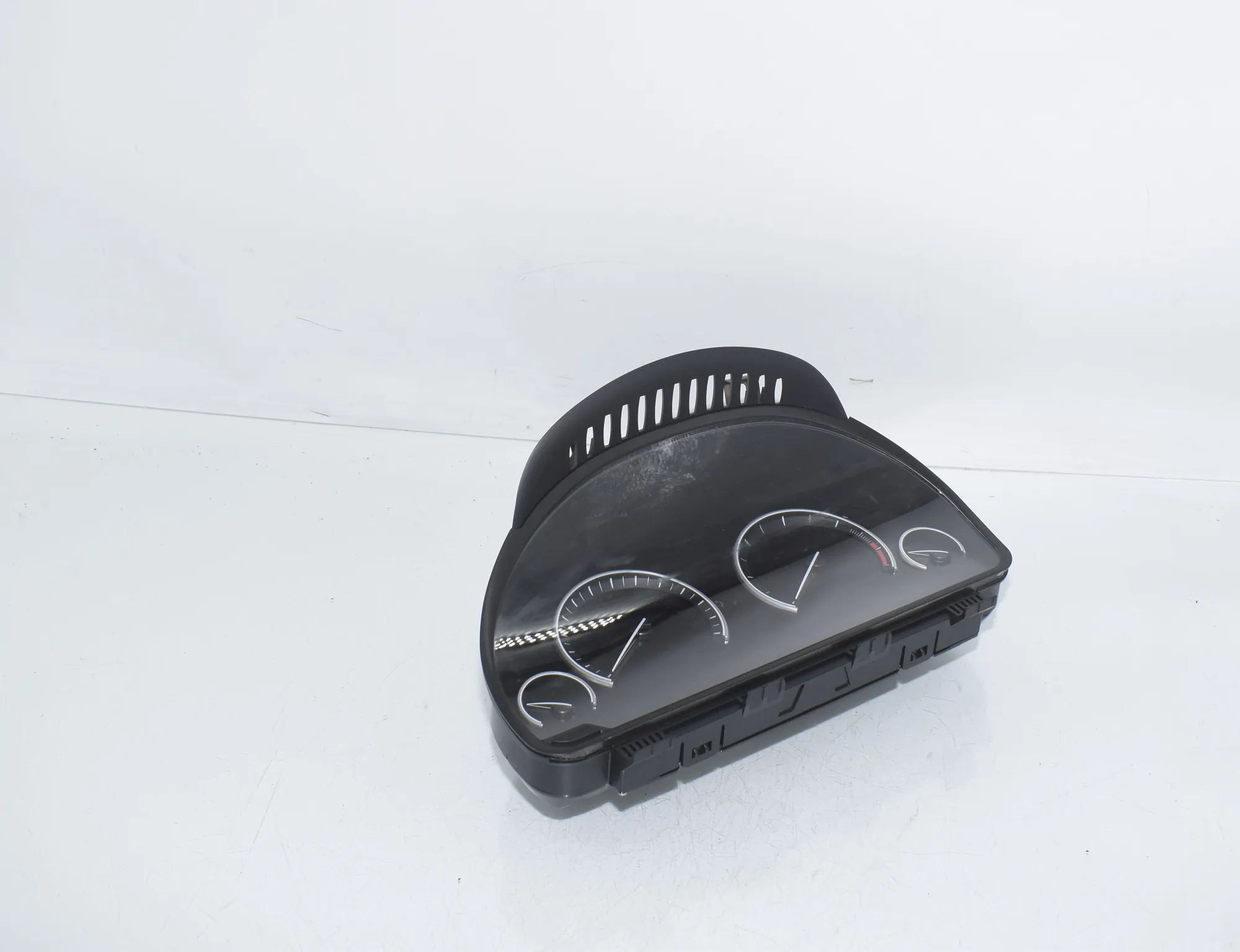 Instrument Cluster Speedometer – OEM 9265157 · BMW 5 Touring (F11) 530 d xDrive 2011 – 3