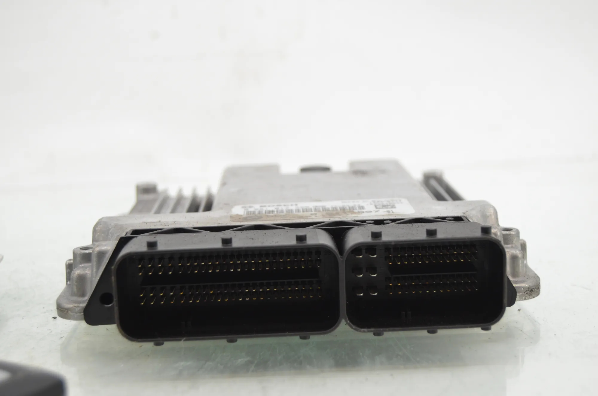 Engine Ignition ECU Set – OEM 9257038 · BMW 5 Touring (F11) 530 d xDrive 2011 – 5