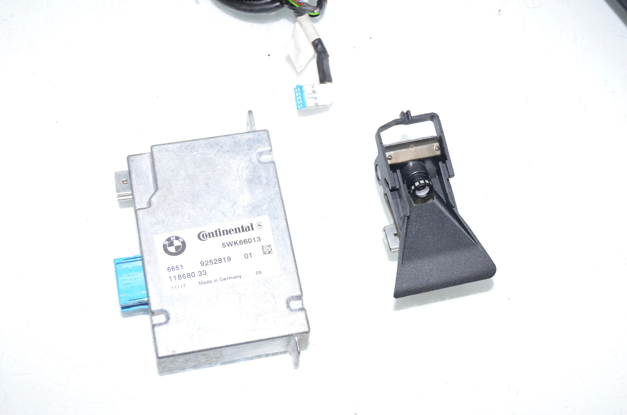 Front Camera – OEM 9199305 · BMW 5 Touring (F11) 530 d xDrive 2011 – 2
