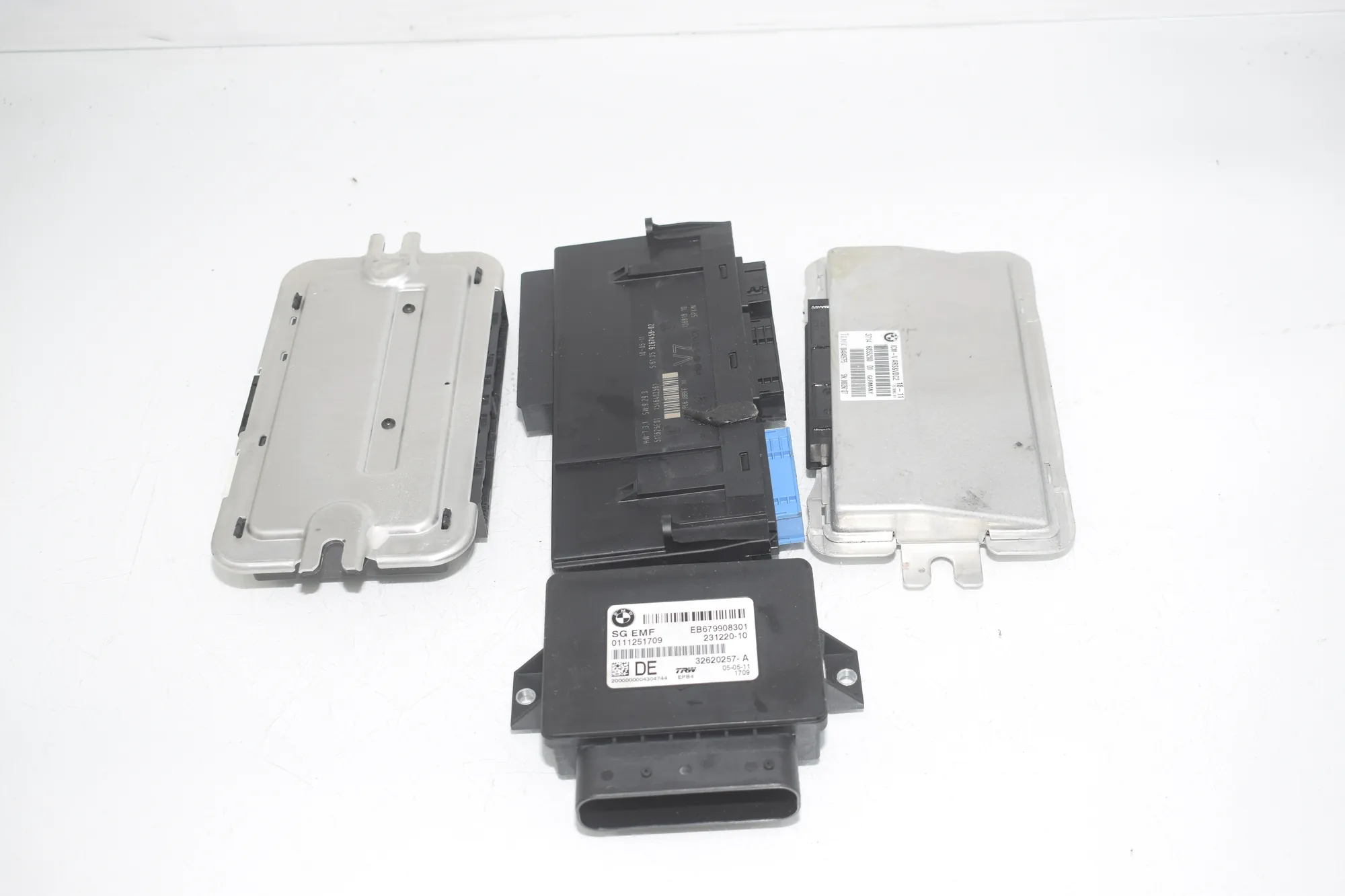 Other Control Units – OEM 6799083 · BMW 5 Touring (F11) 530 d xDrive 2011
