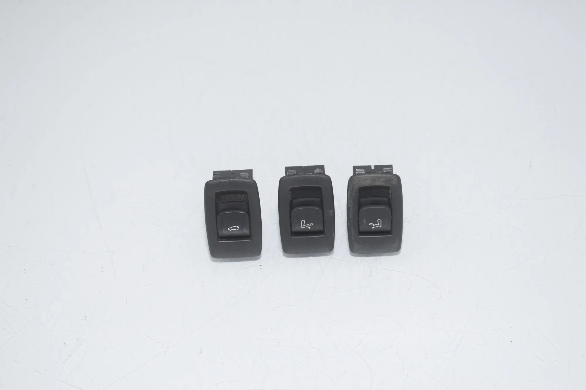 Switches – OEM 9393349 · BMW 5 Touring (G31) (2017 - -) 520 d 2019