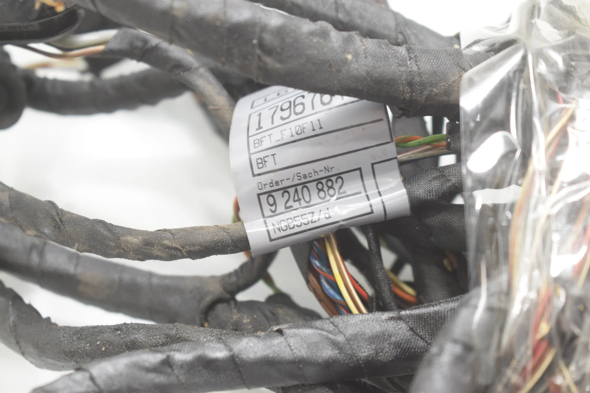 Front Left Door Wiring – OEM 9240852 · BMW 5 Touring (F11) 530 d xDrive 2011 – 5