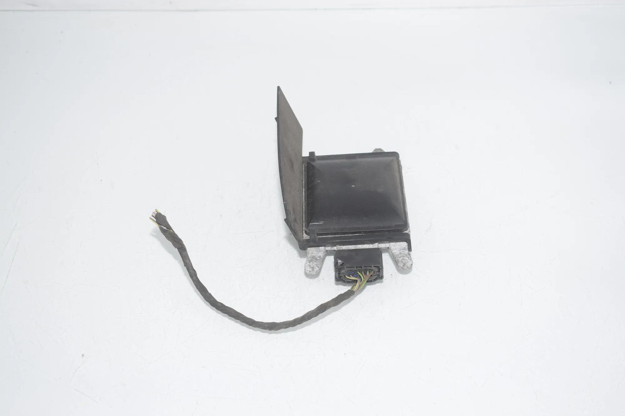 Blind Spot Control Module – OEM 6851149 · BMW 5 Touring (F11) 530 d xDrive 2011