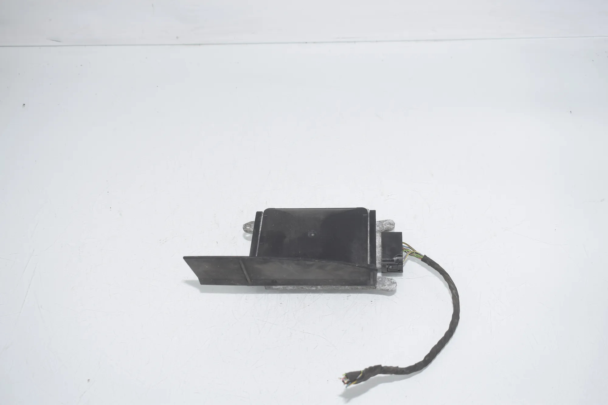 Blind Spot Control Module – OEM 6851149 · BMW 5 Touring (F11) 530 d xDrive 2011 – 2