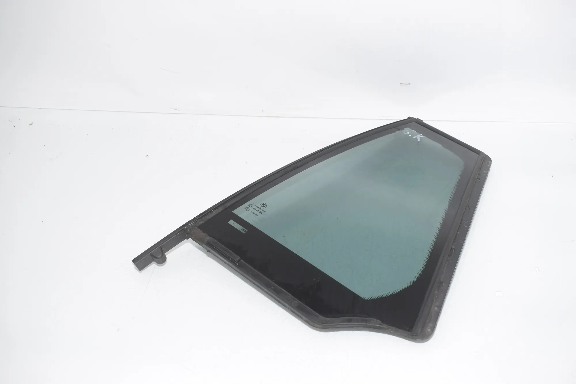 Rear Left Quarter Window – OEM 7311251 · BMW 5 Touring (F11) 530 d xDrive 2011 – 2