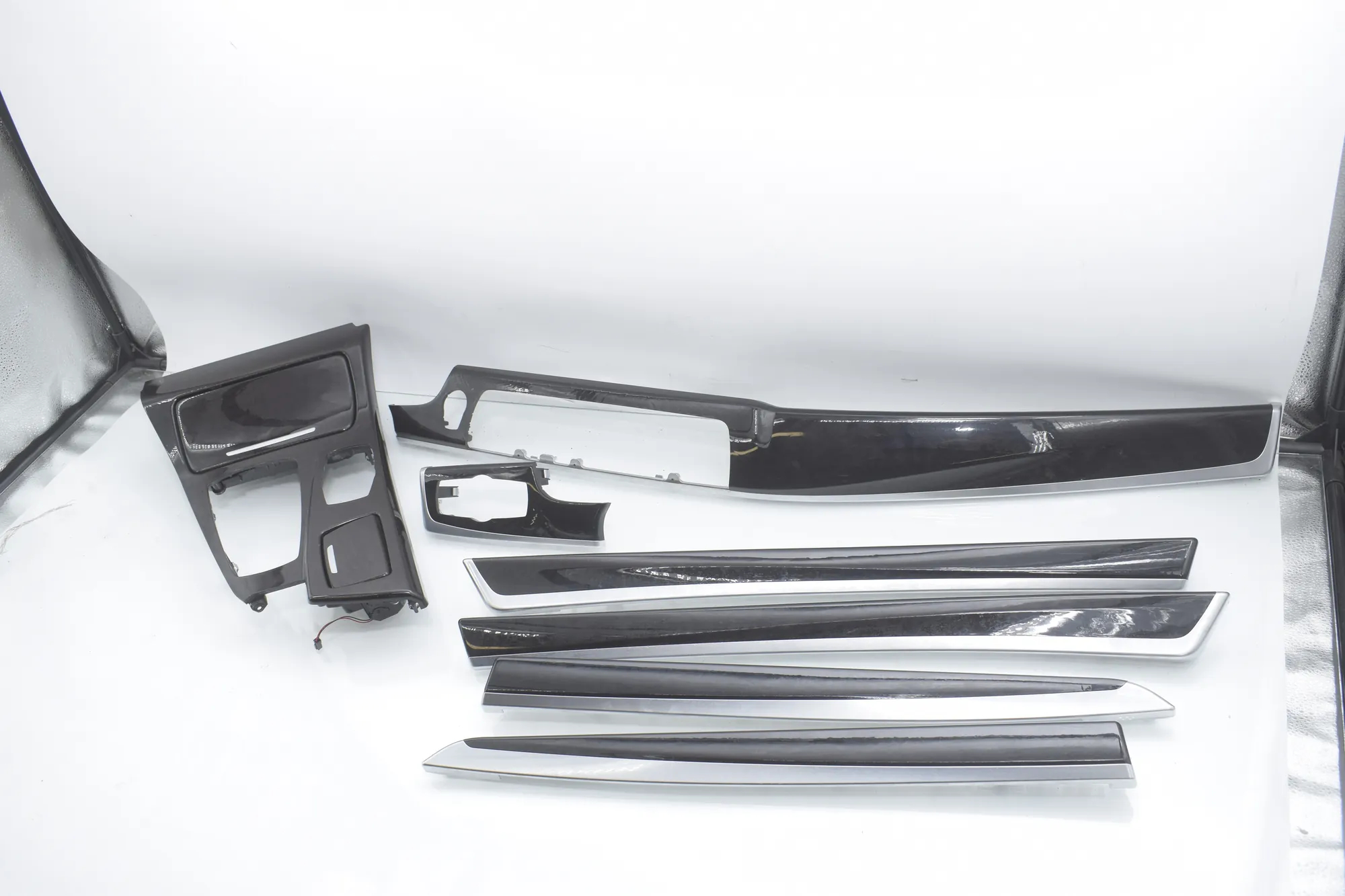 Interior Trim Strips Kit – OEM 9192937 · BMW 5 Touring (F11) 530 d xDrive 2011 – 7