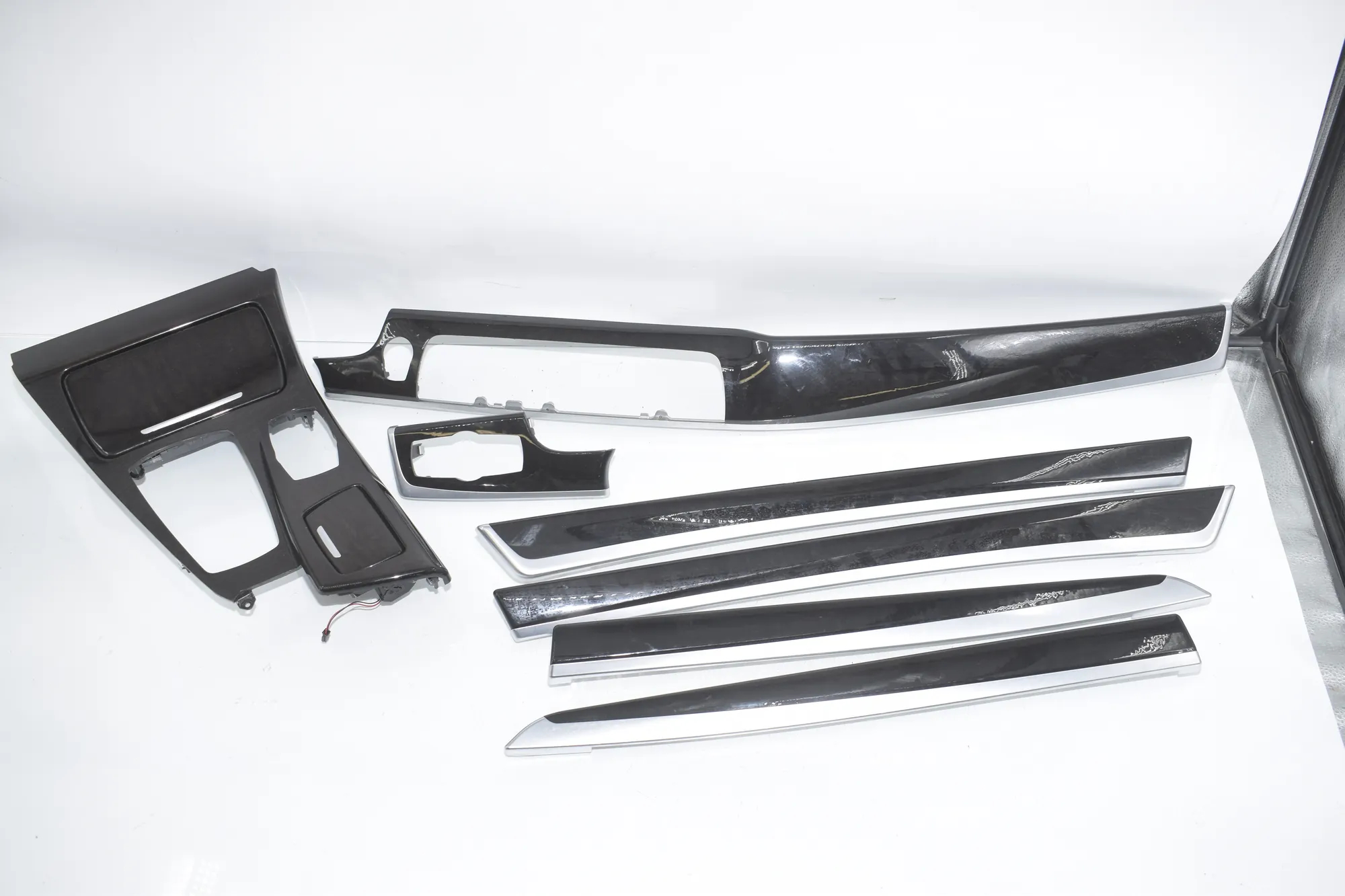 Interior Trim Strips Kit – OEM 9192937 · BMW 5 Touring (F11) 530 d xDrive 2011