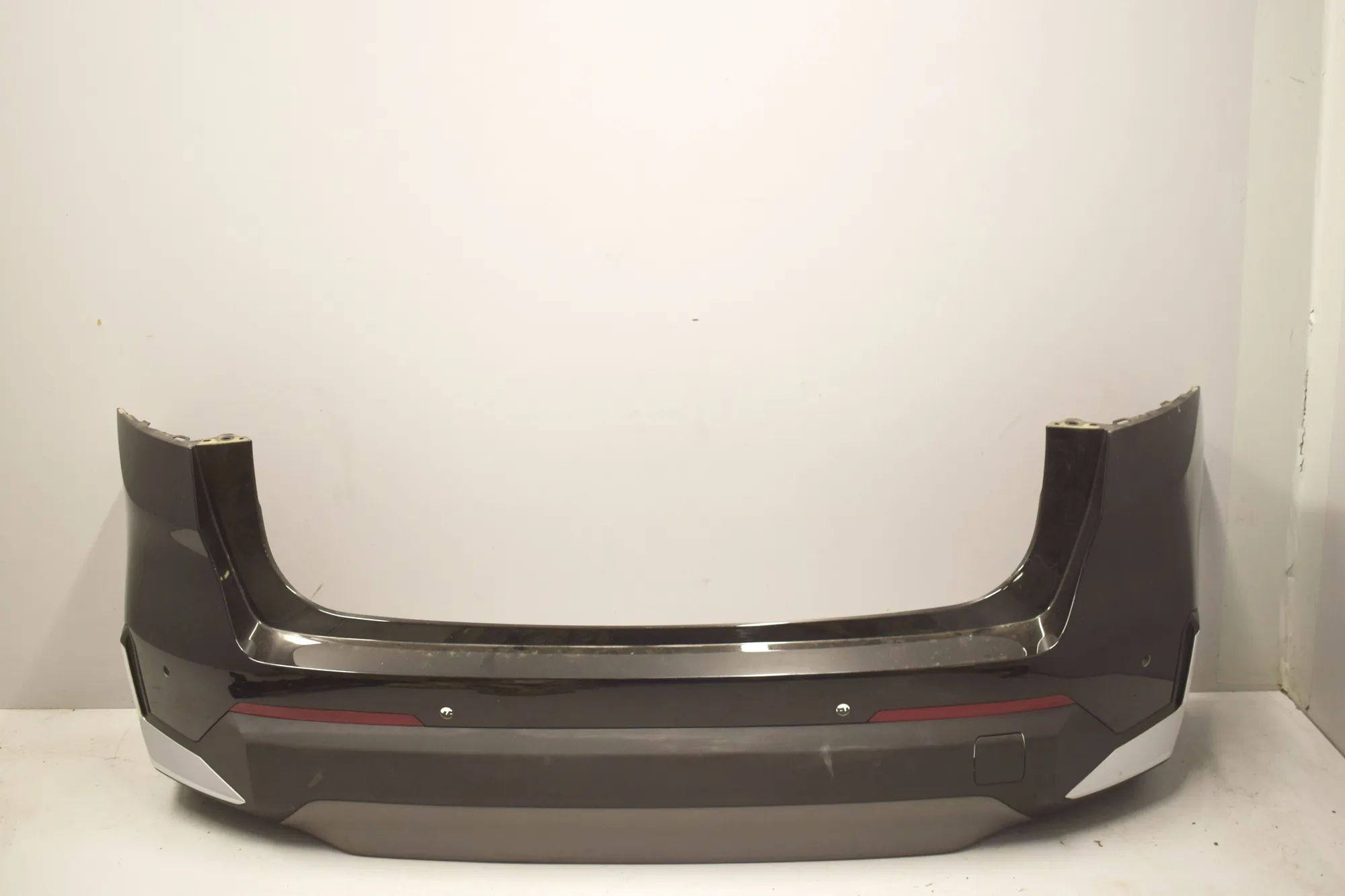 Rear Bumper – OEM 9883537 · BMW iX1 (U11 BEV) BMW iX1 (U11 BEV) iX1 eDrive 20 2025 – 2