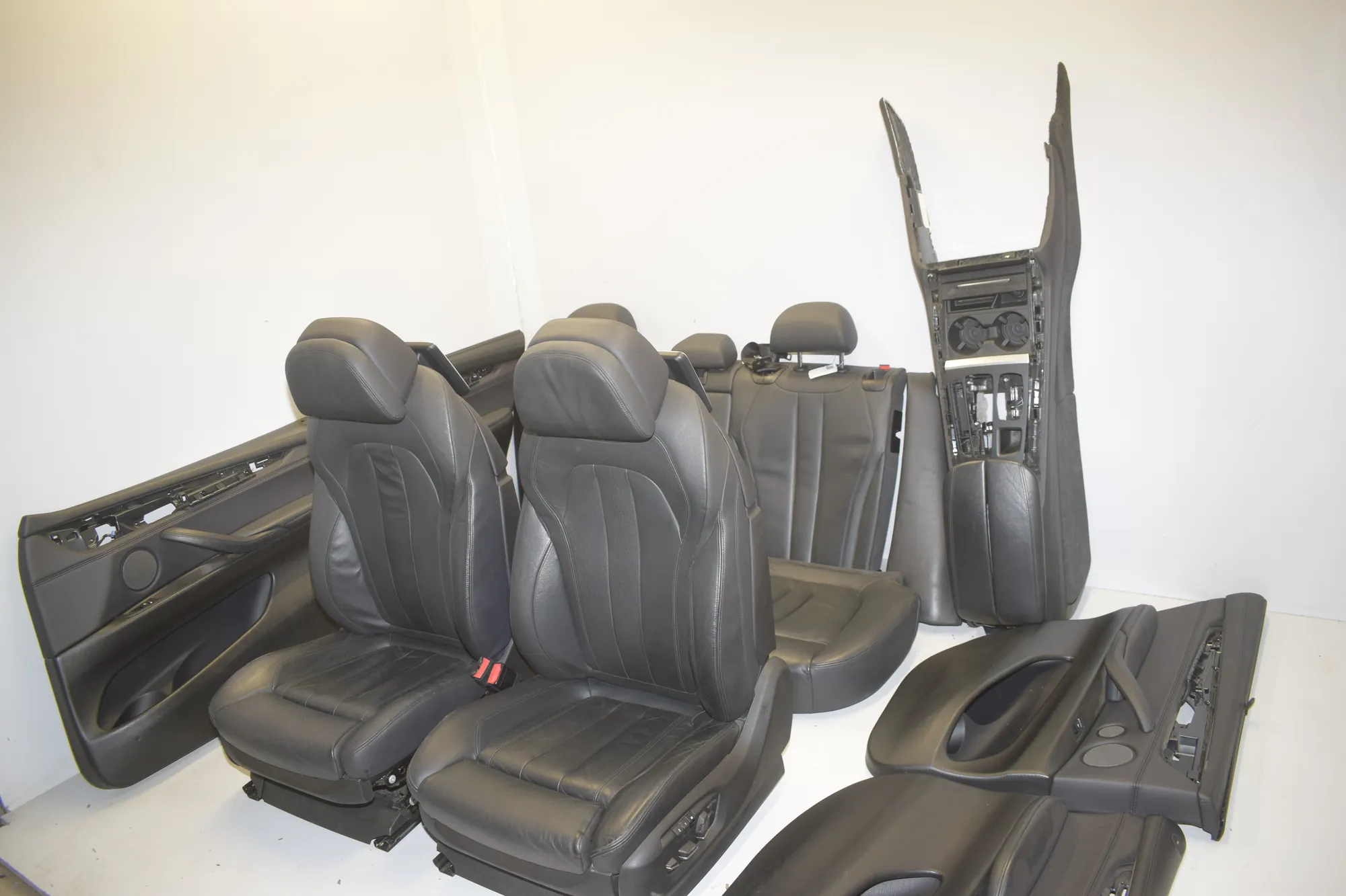 Seat set – OEM 9321038 · BMW X5 (F15, F85) M 50 d 2014 – 8
