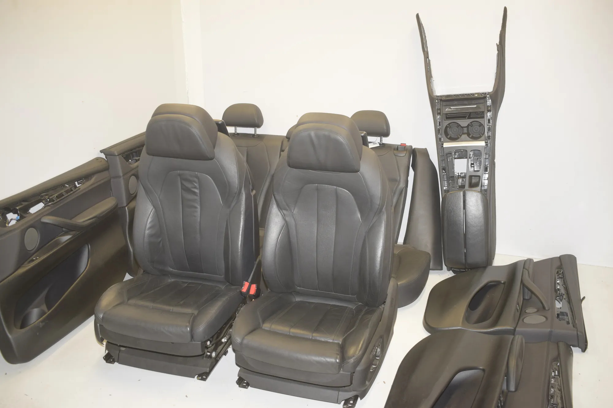 Seat set – OEM 9321038 · BMW X5 (F15, F85) M 50 d 2014 – 7