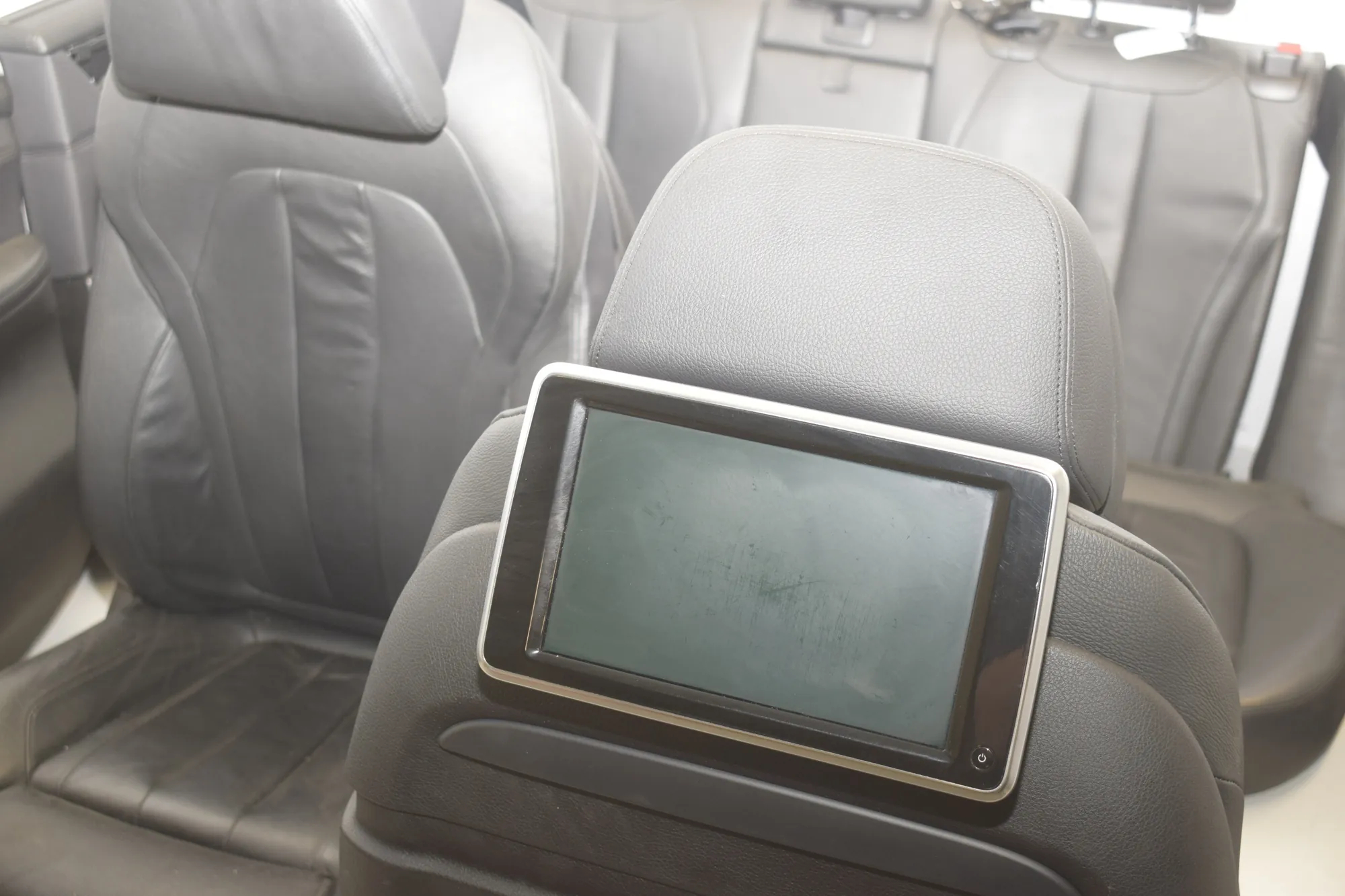 Seat set – OEM 9321038 · BMW X5 (F15, F85) M 50 d 2014 – 20