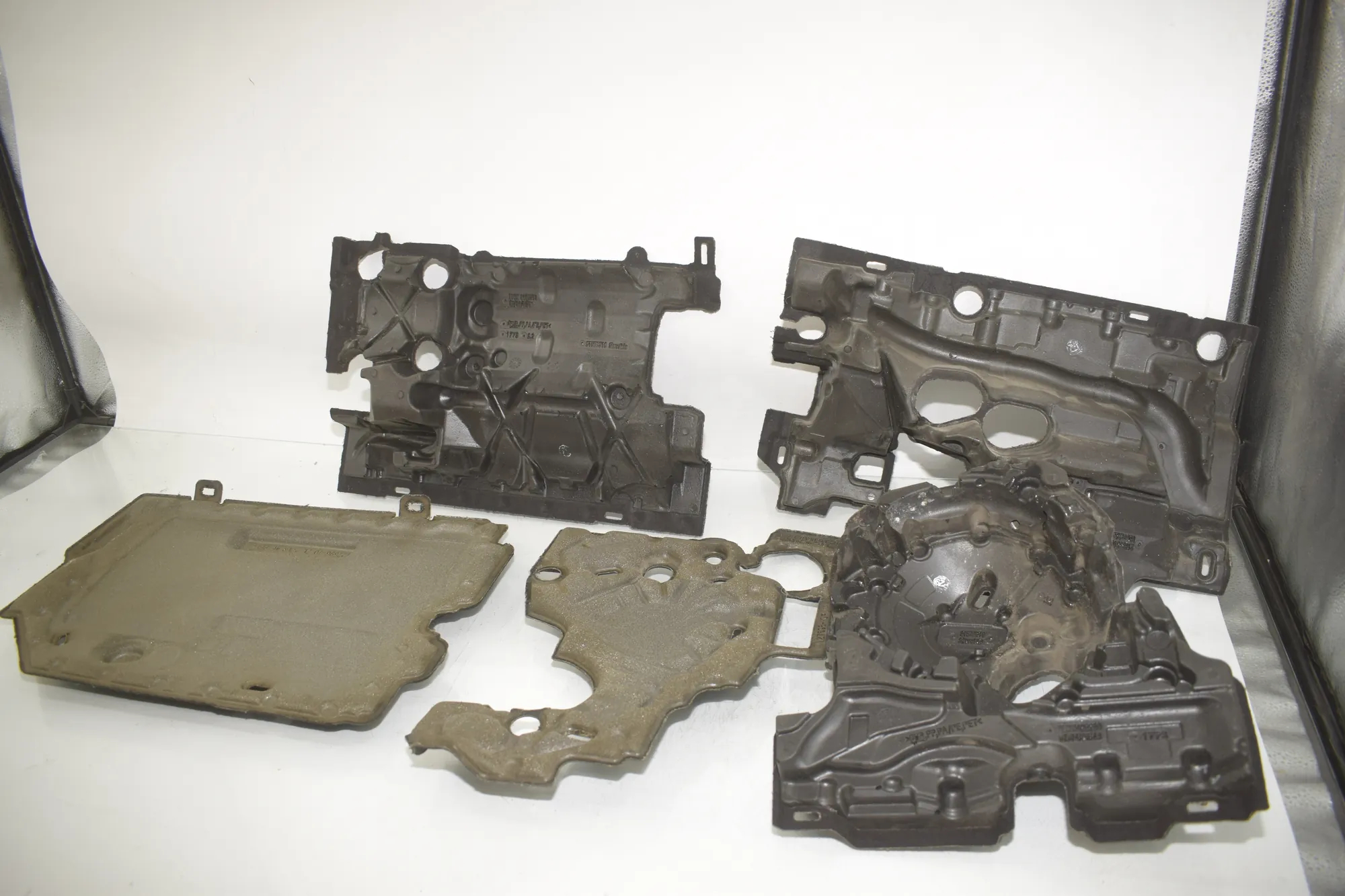 Sound Insulation – OEM 8490209 · BMW X1 (U11) (2022 - -) BMW X1 (U11) 2024 – 4