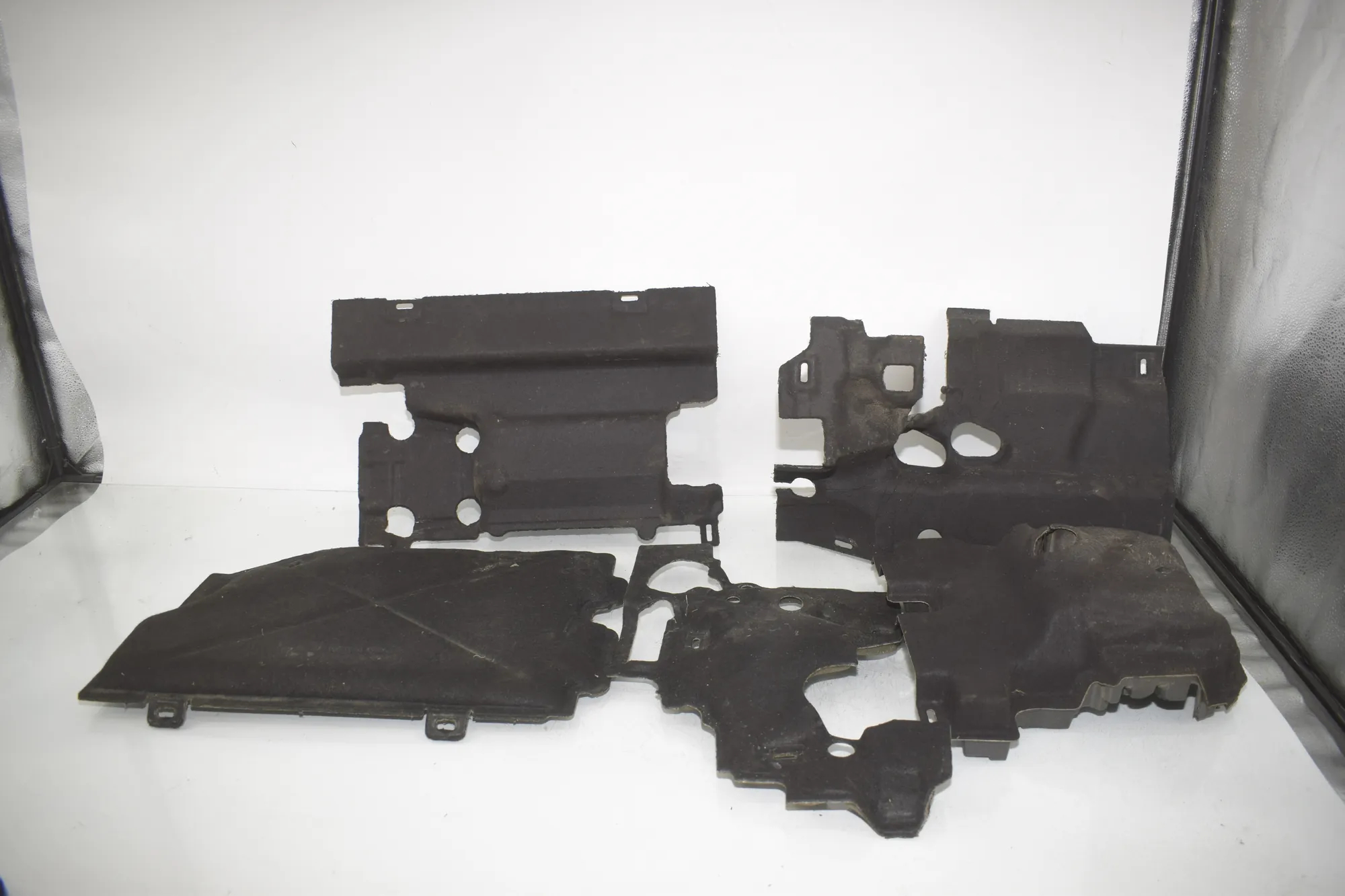 Sound Insulation – OEM 8490209 · BMW X1 (U11) (2022 - -) BMW X1 (U11) 2024 – 2