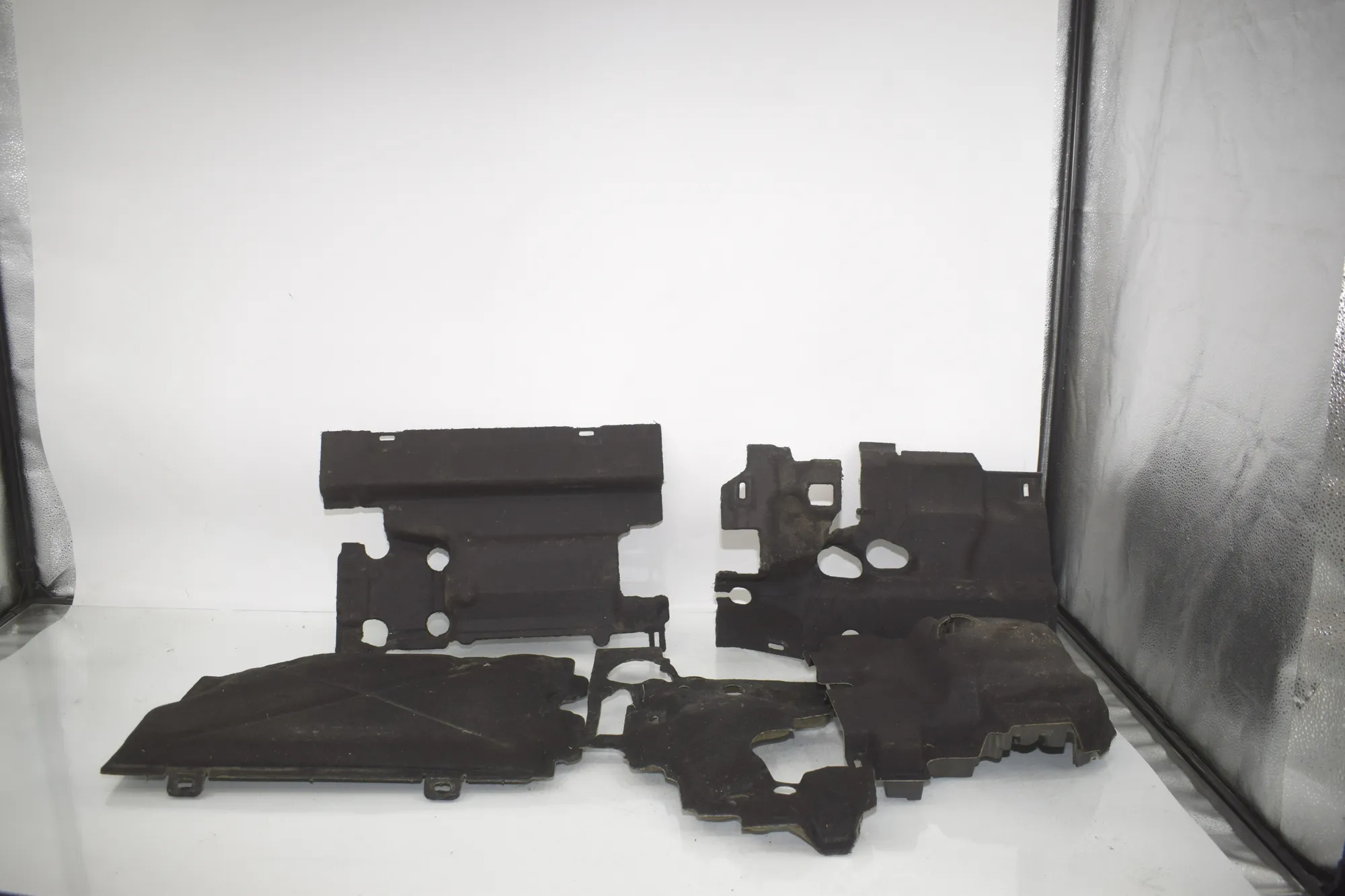Sound Insulation – OEM 8490209 · BMW X1 (U11) (2022 - -) BMW X1 (U11) 2024