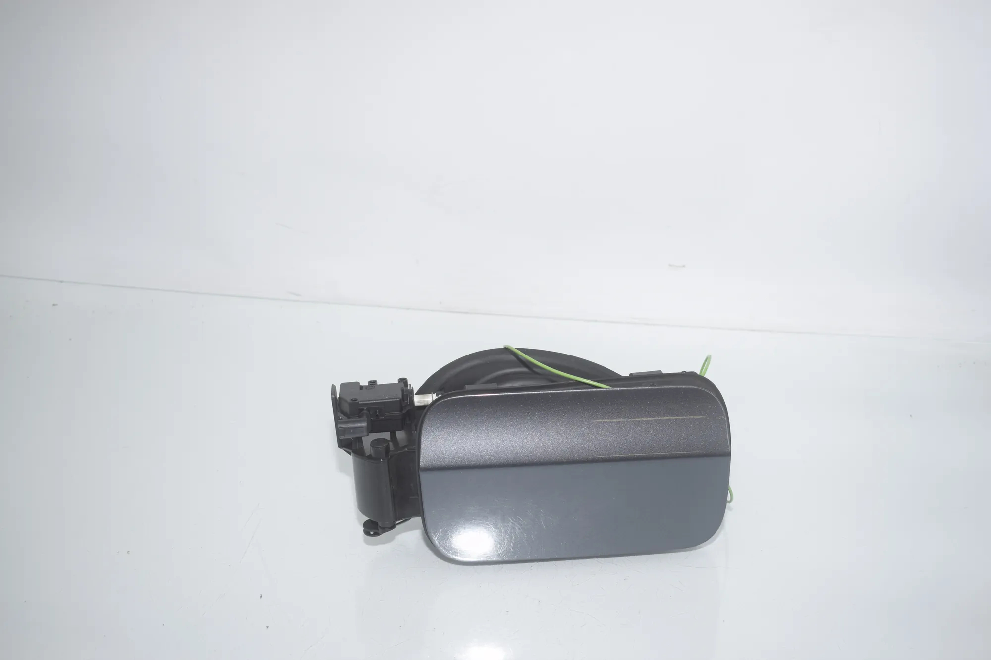Fuel Tank Flap Cap – OEM 7238100 · BMW 3 Touring (F31) 320 d 2012