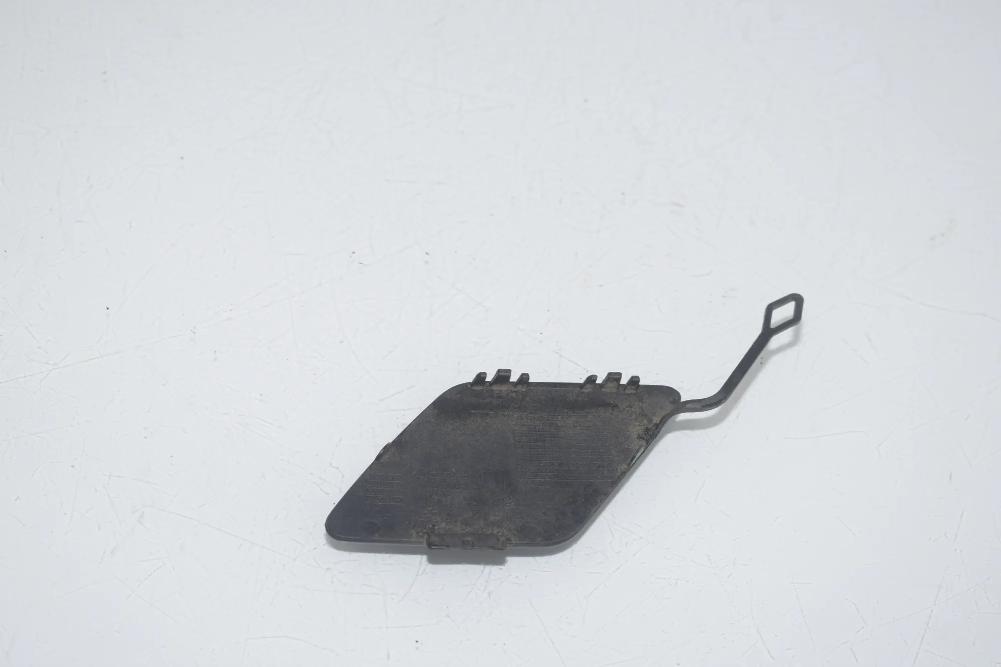 Rear Bumper Tow Eye Cover – OEM 7301465 · BMW 3 Touring (F31) 320 d 2012 – 3