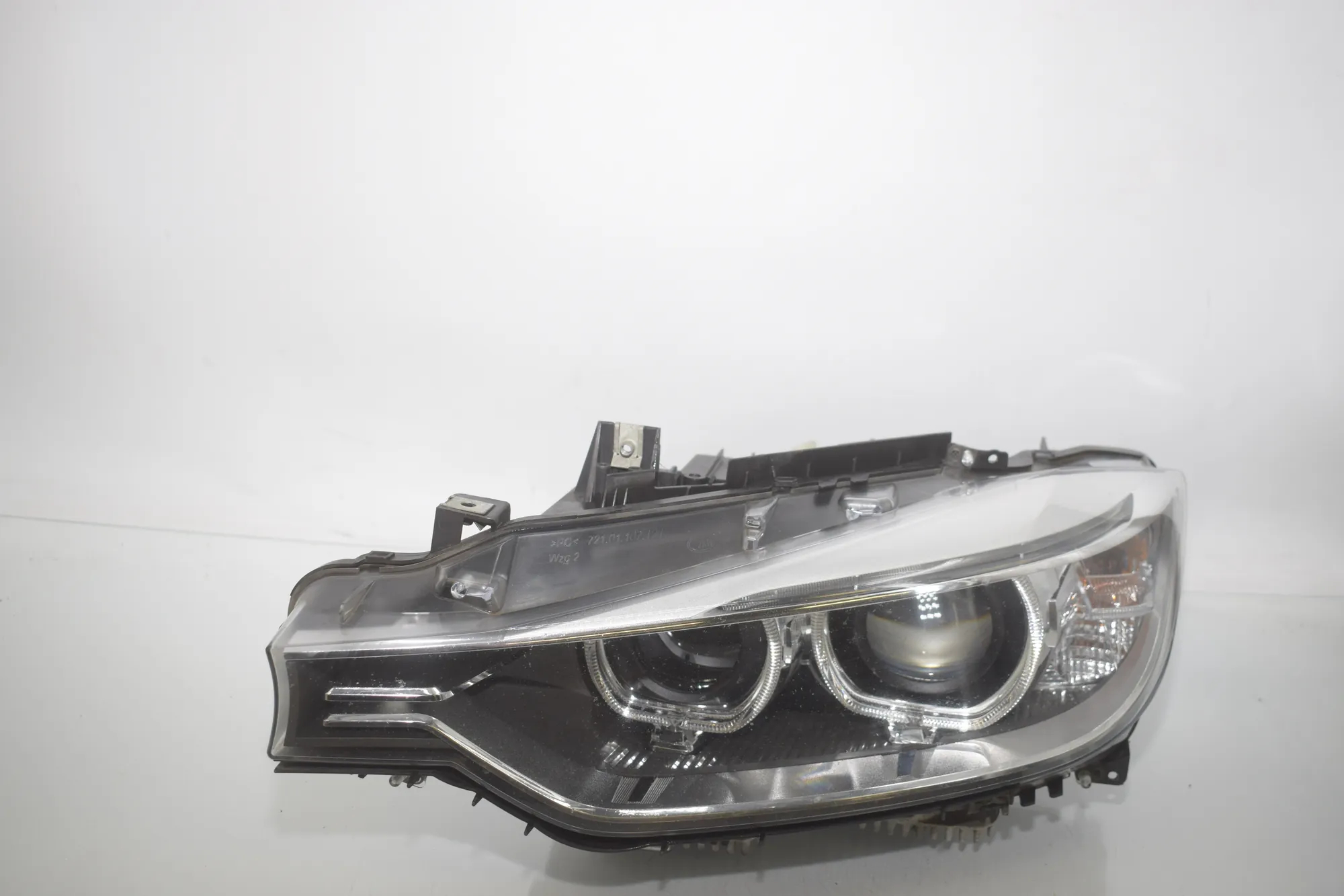 Front Left Headlight – OEM 7259527 · BMW 3 Touring (F31) 320 d 2012 – 5
