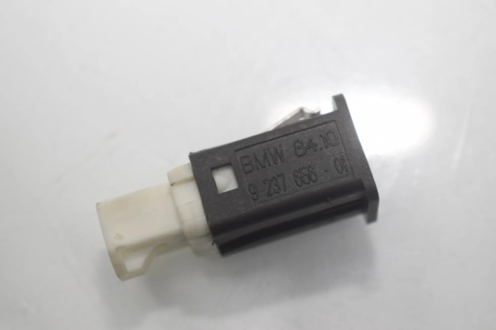 Switches – OEM 9202948 · BMW 5 Touring (F11) 530 d xDrive 2011 – 9