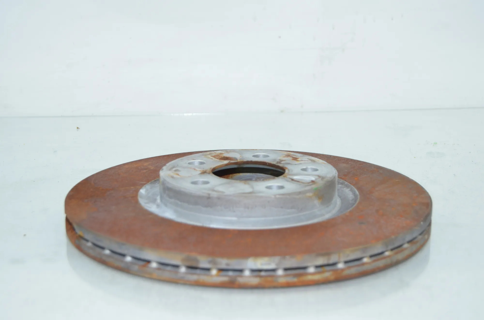 Front Right Brake Disc – OEM 6891080 · BMW X1 (U11) (2022 - -) BMW X1 (U11) 2024 – 2