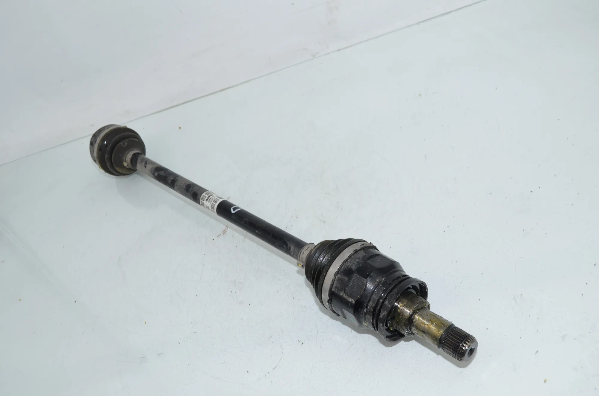 Rear Right Driveshaft – OEM 9884802 · BMW X1 (U11) (2022 - -) BMW X1 (U11) 2024 – 3