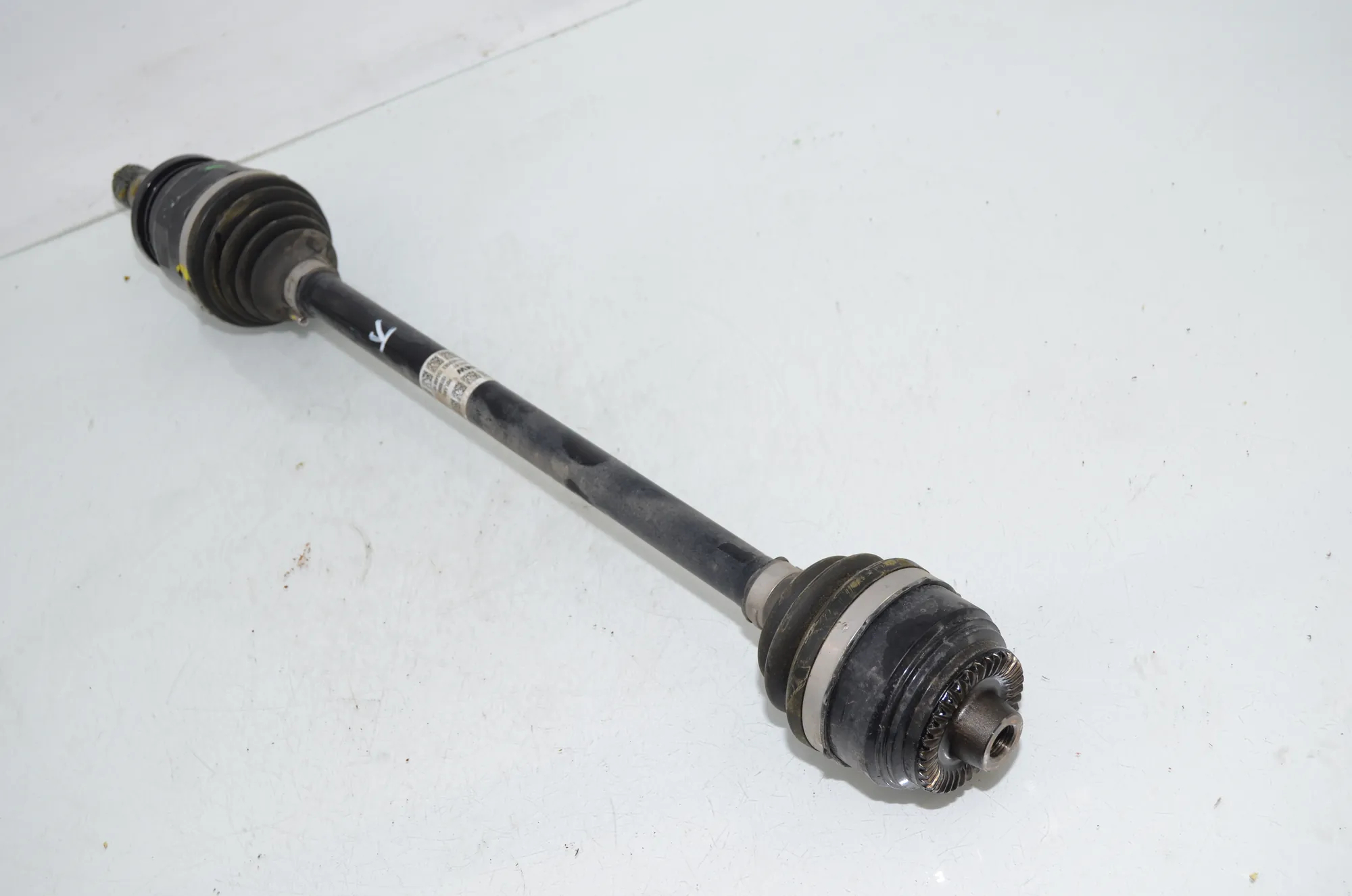 Rear Left Driveshaft – OEM 9884801 · BMW X1 (U11) (2022 - -) BMW X1 (U11) 2024 – 2