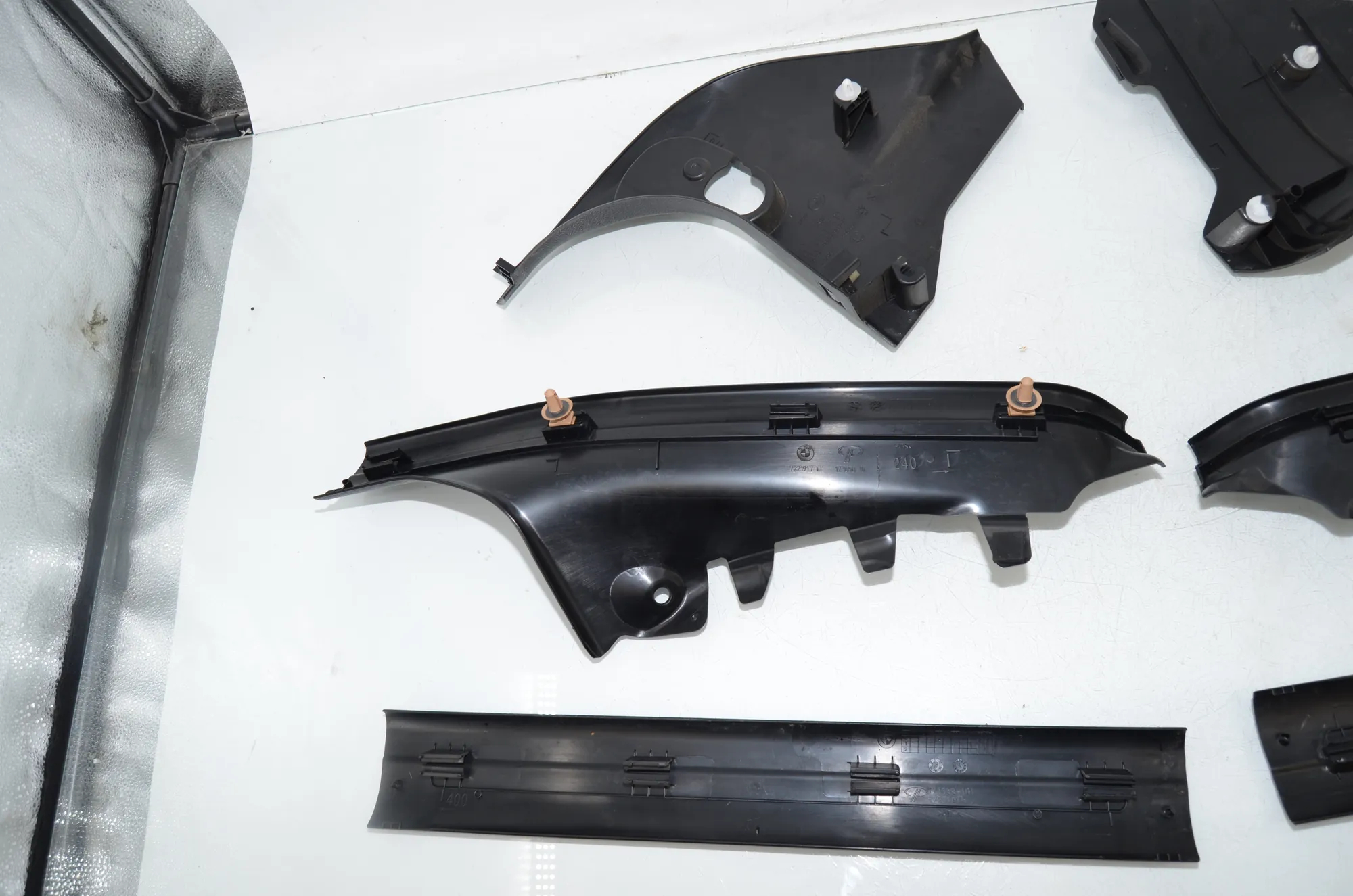 Front Right Interior Step Trim – OEM 7221915 · BMW 3 Touring (F31) 320 d 2012 – 5