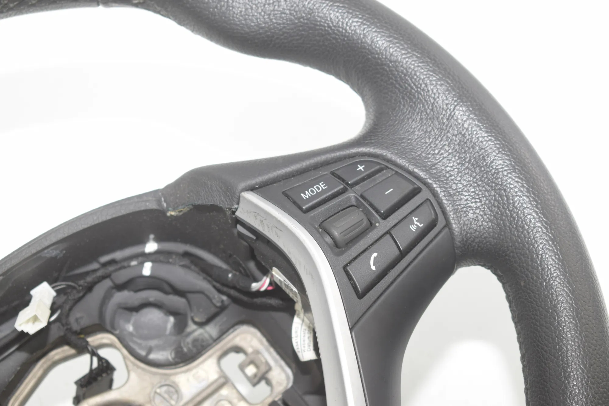 Steering Wheel – OEM 6791310 · BMW 3 Touring (F31) 320 d 2012 – 5