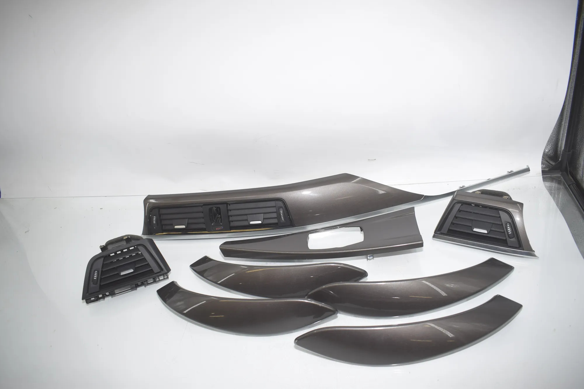 Interior Trim Strips Kit – OEM 9218550 · BMW 3 Touring (F31) 320 d 2012 – 4