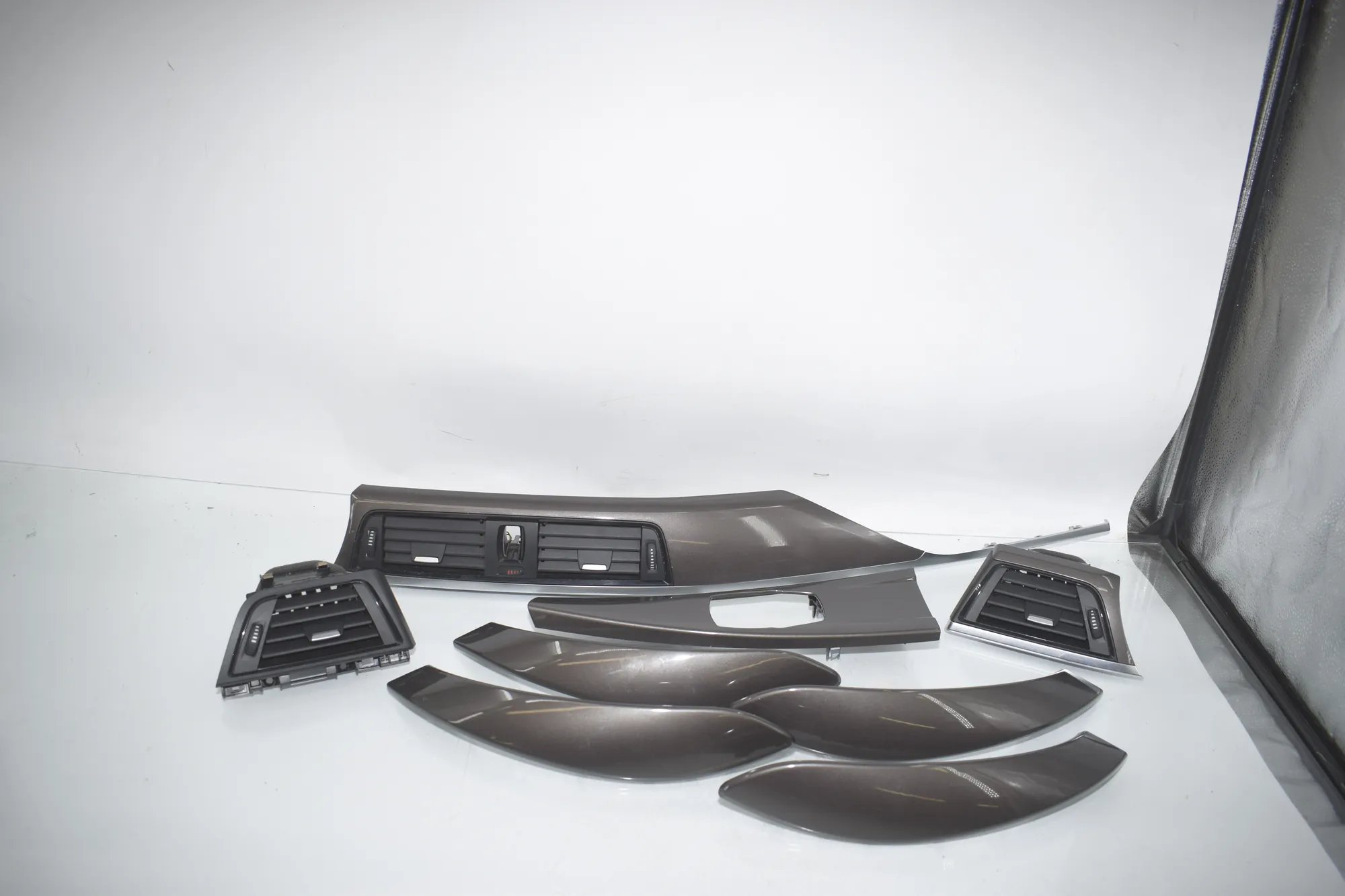 Interior Trim Strips Kit – OEM 9218550 · BMW 3 Touring (F31) 320 d 2012 – 2
