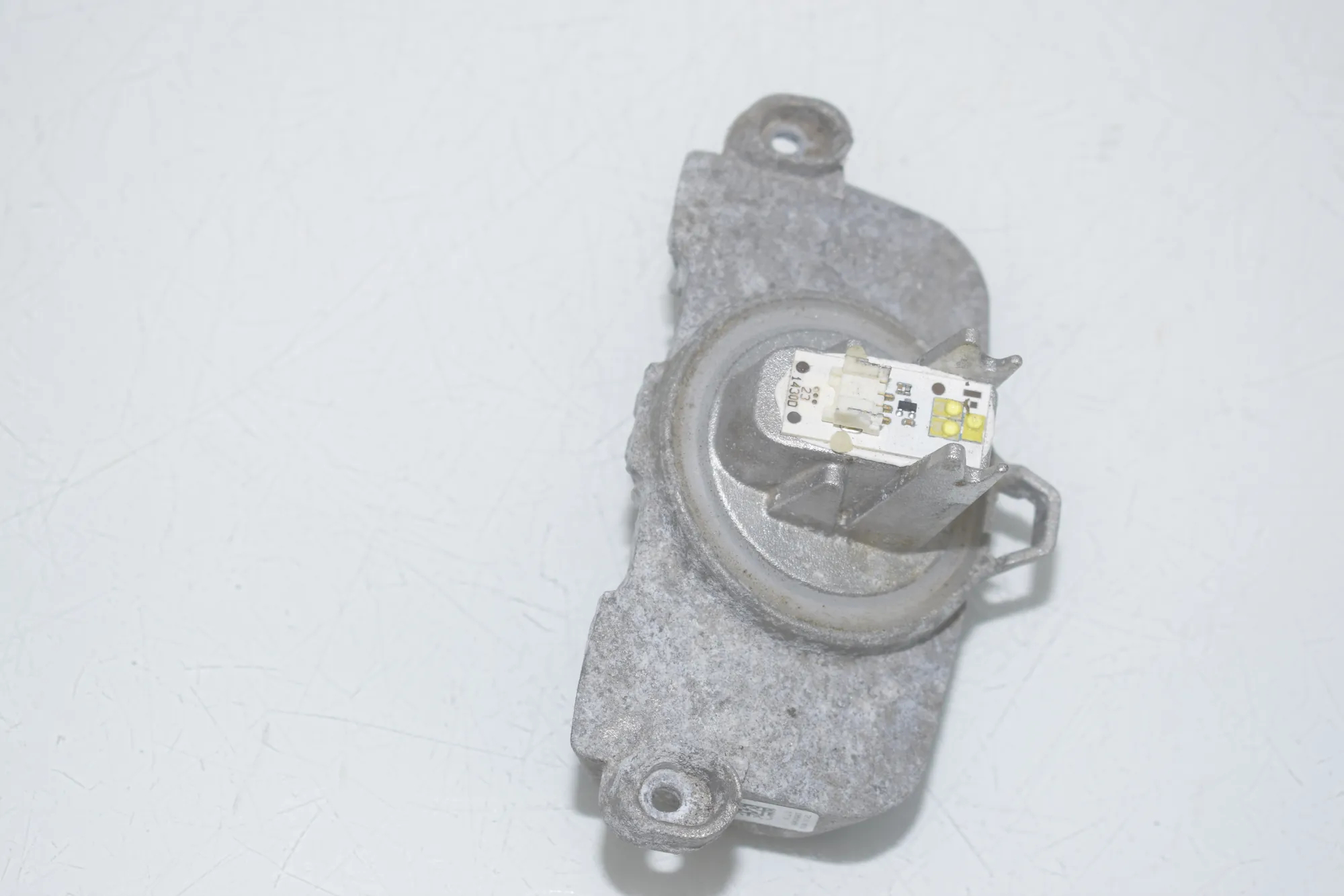 LED Lights Control Unit – OEM 7398766 · BMW 3 Touring (F31) 320 d 2012 – 3