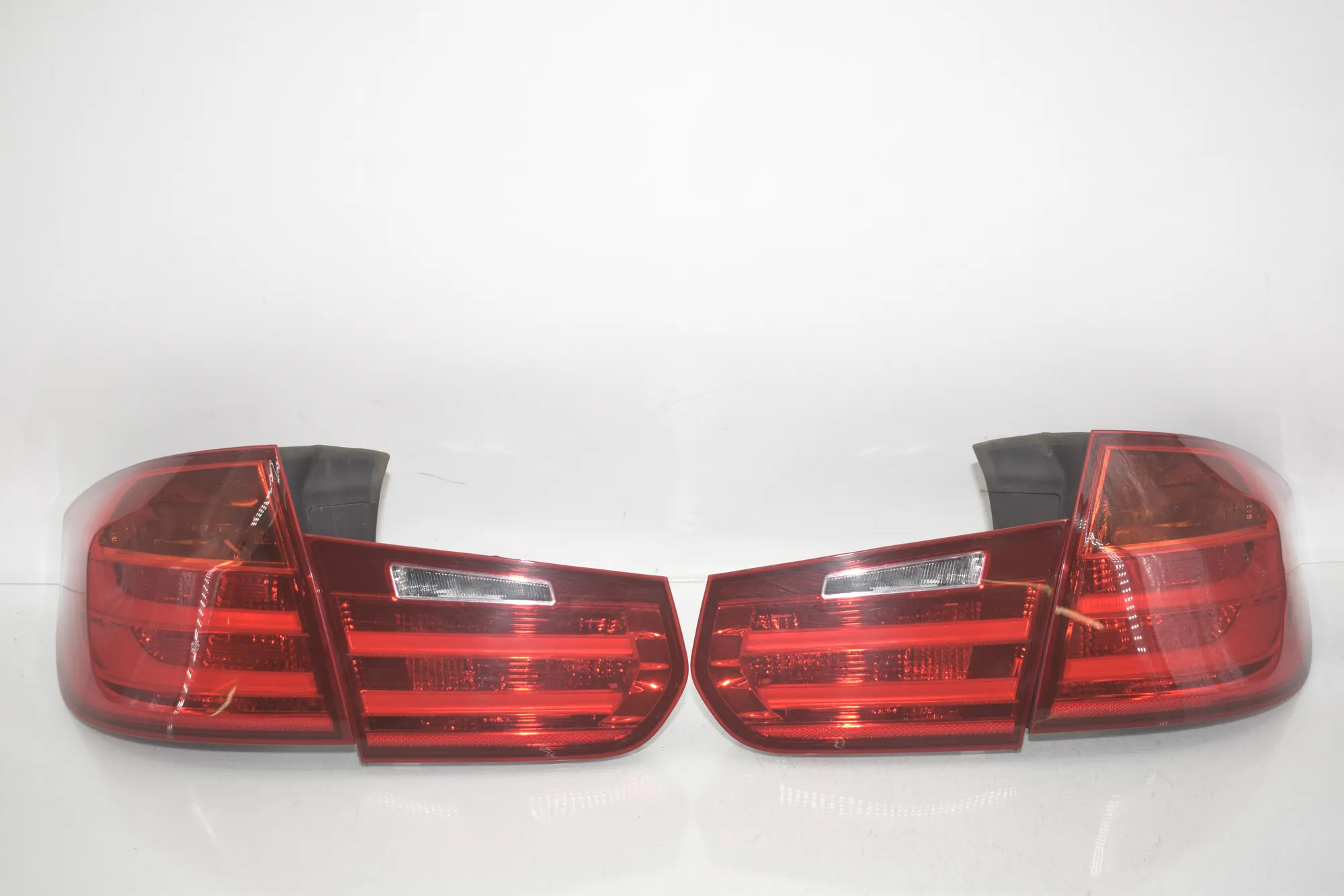 Rear Tail Light Set – OEM 7259915 · BMW 3 Touring (F31) 320 d 2012 – 2