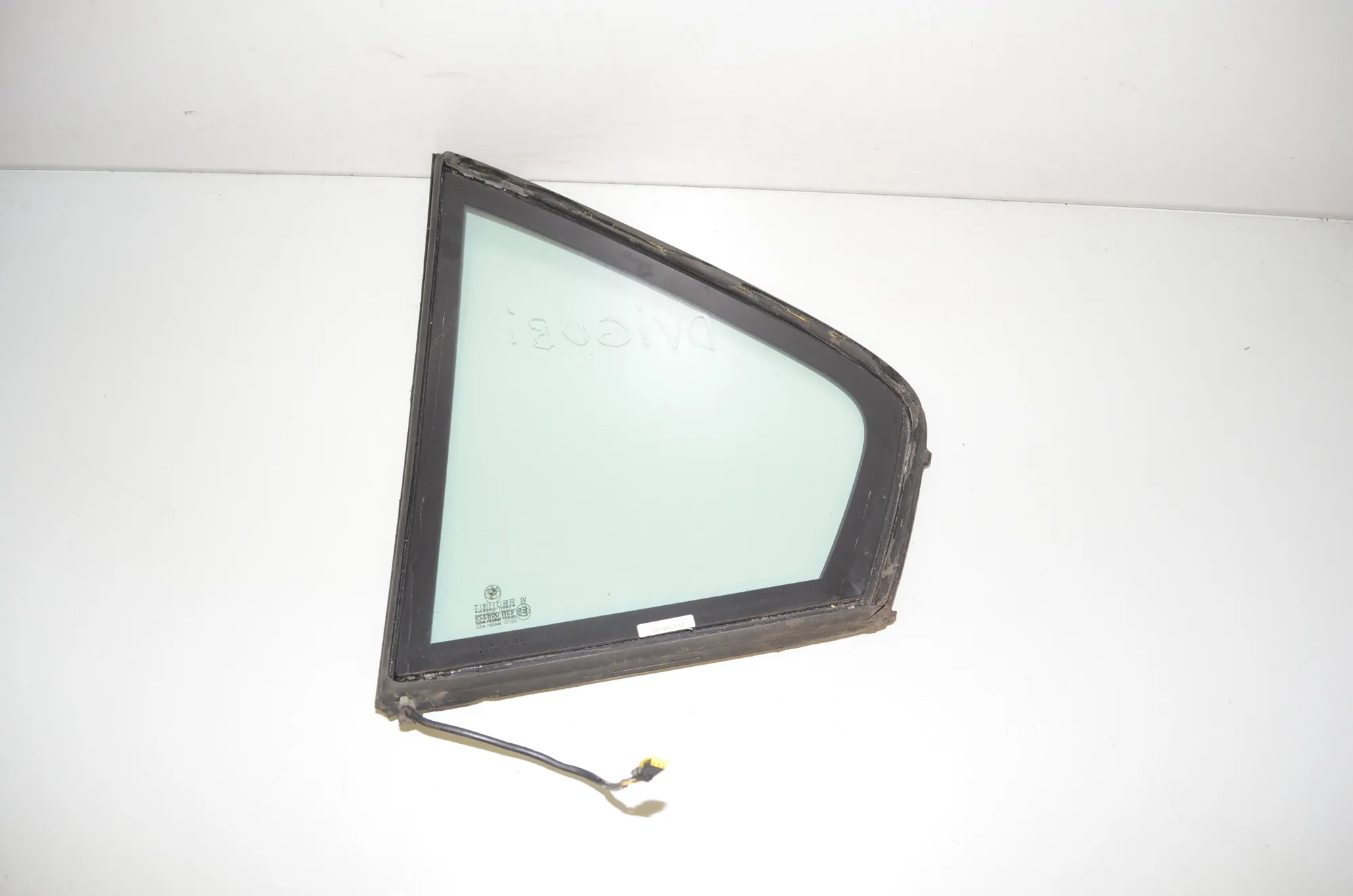Rear Right Quarter Window · BMW 7 (E38) BMW 7 (E38) 740 d 2001 – 3
