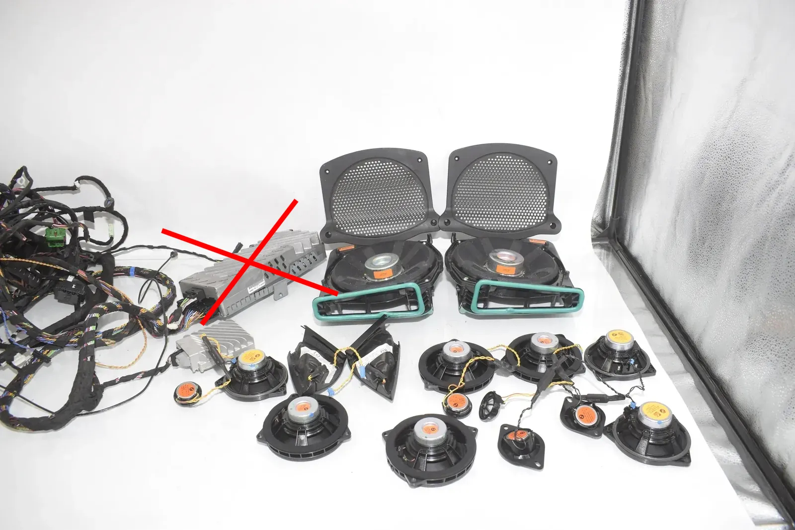 Sound Audio System Set – OEM 6823463 · BMW 7 (G11, G12) 750 d, Ld xDrive 2016 – 4