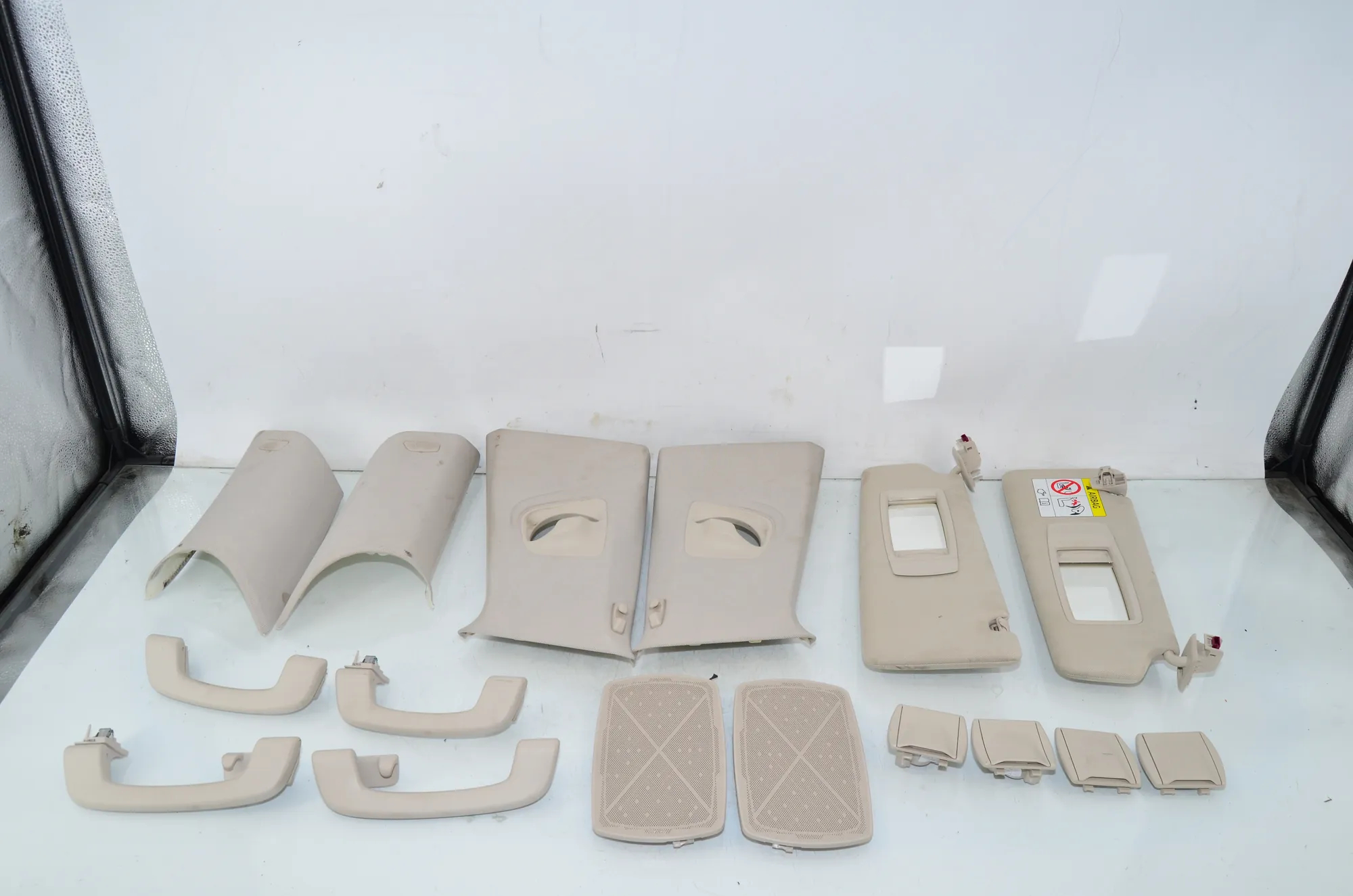 Interior Side Pillars Trim Kit – OEM 7419449 · BMW 5 Touring (G31) (2017 - -) 520 d 2019