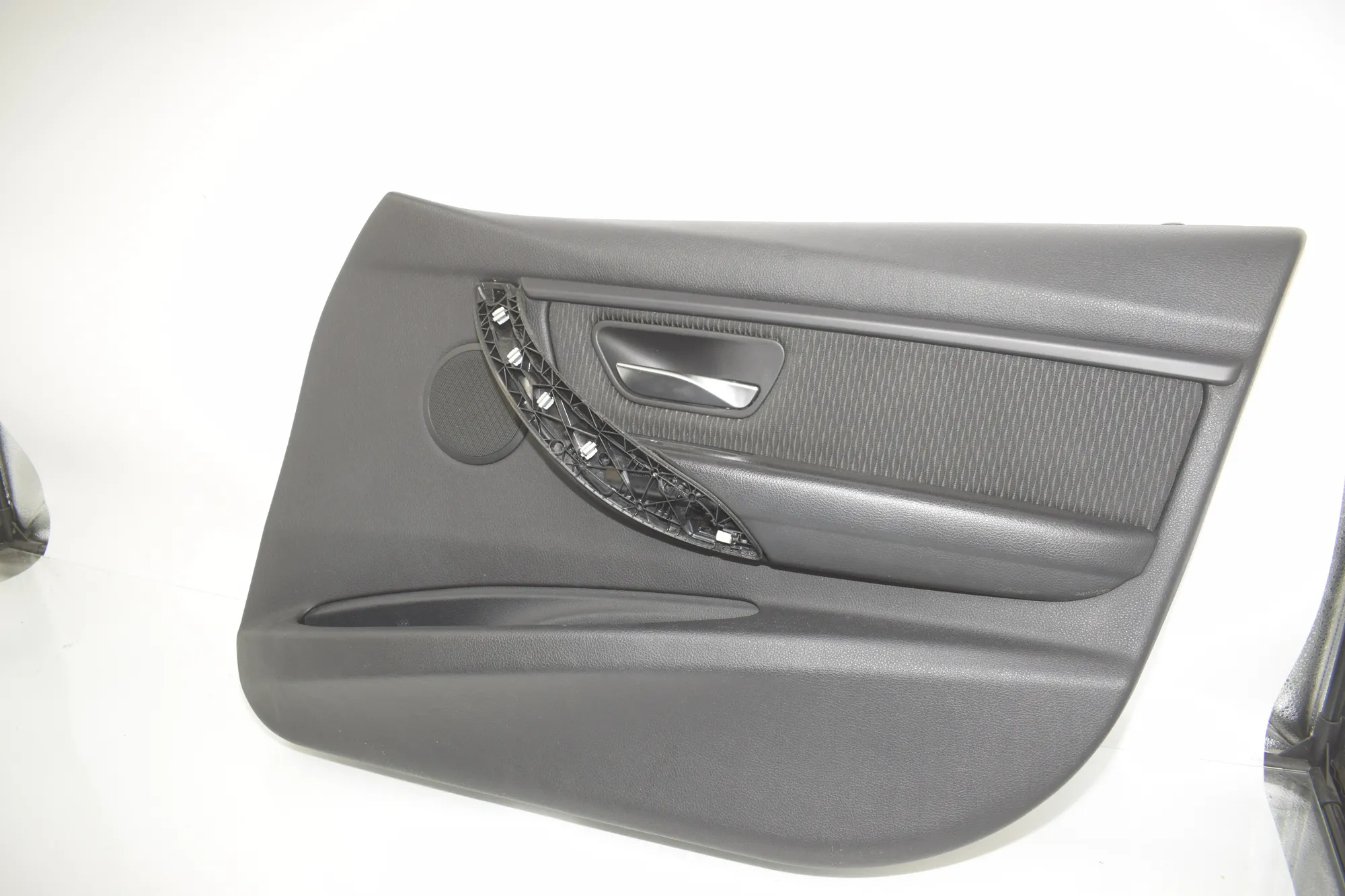 Front Right Door Panel – OEM 7279182 · BMW 3 (F30, F80) 320 i 2012 – 2