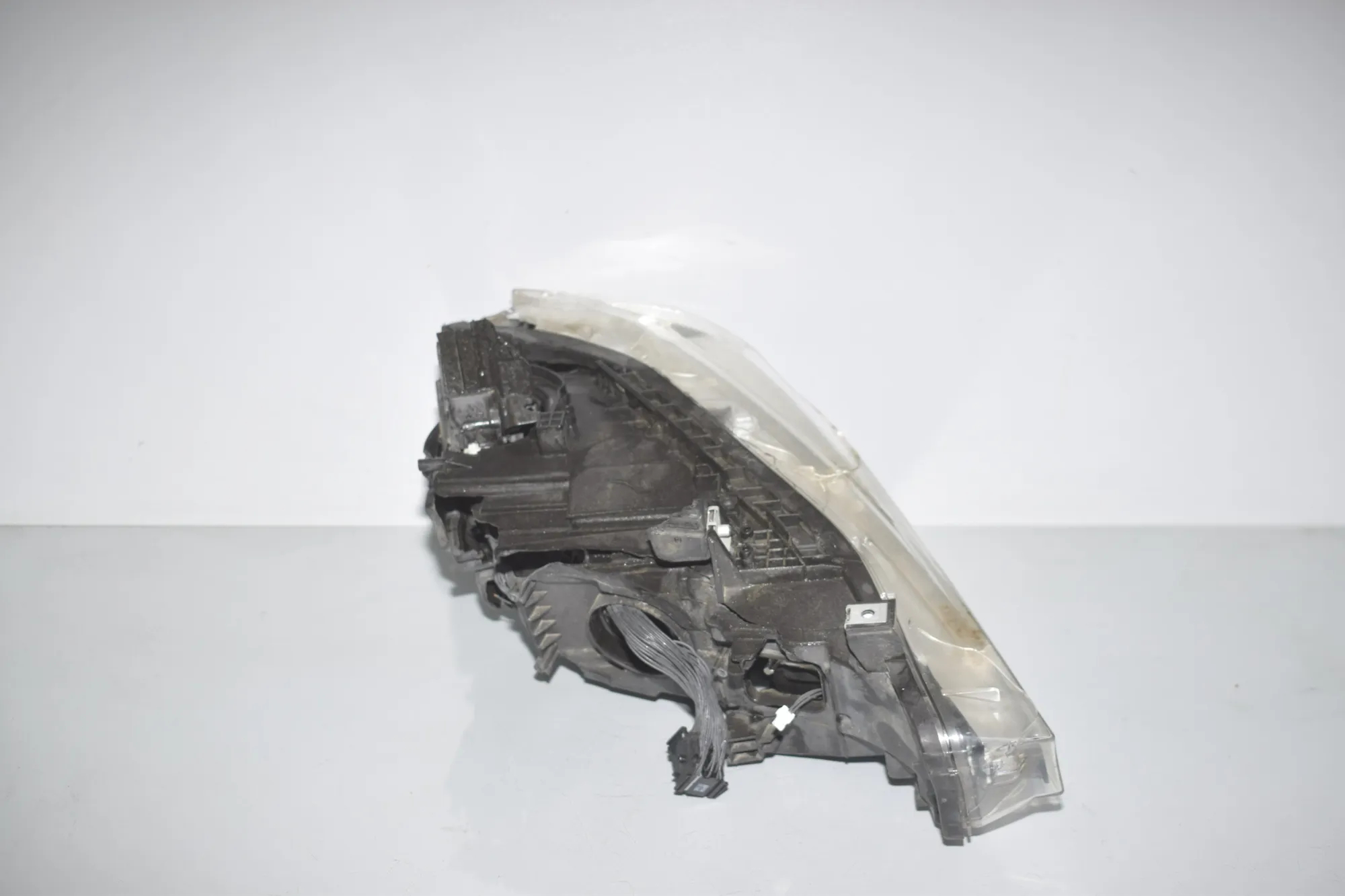 Front Left Headlight – OEM 198661-01 · BMW 3 Touring (F31) 318 d 2016 – 2