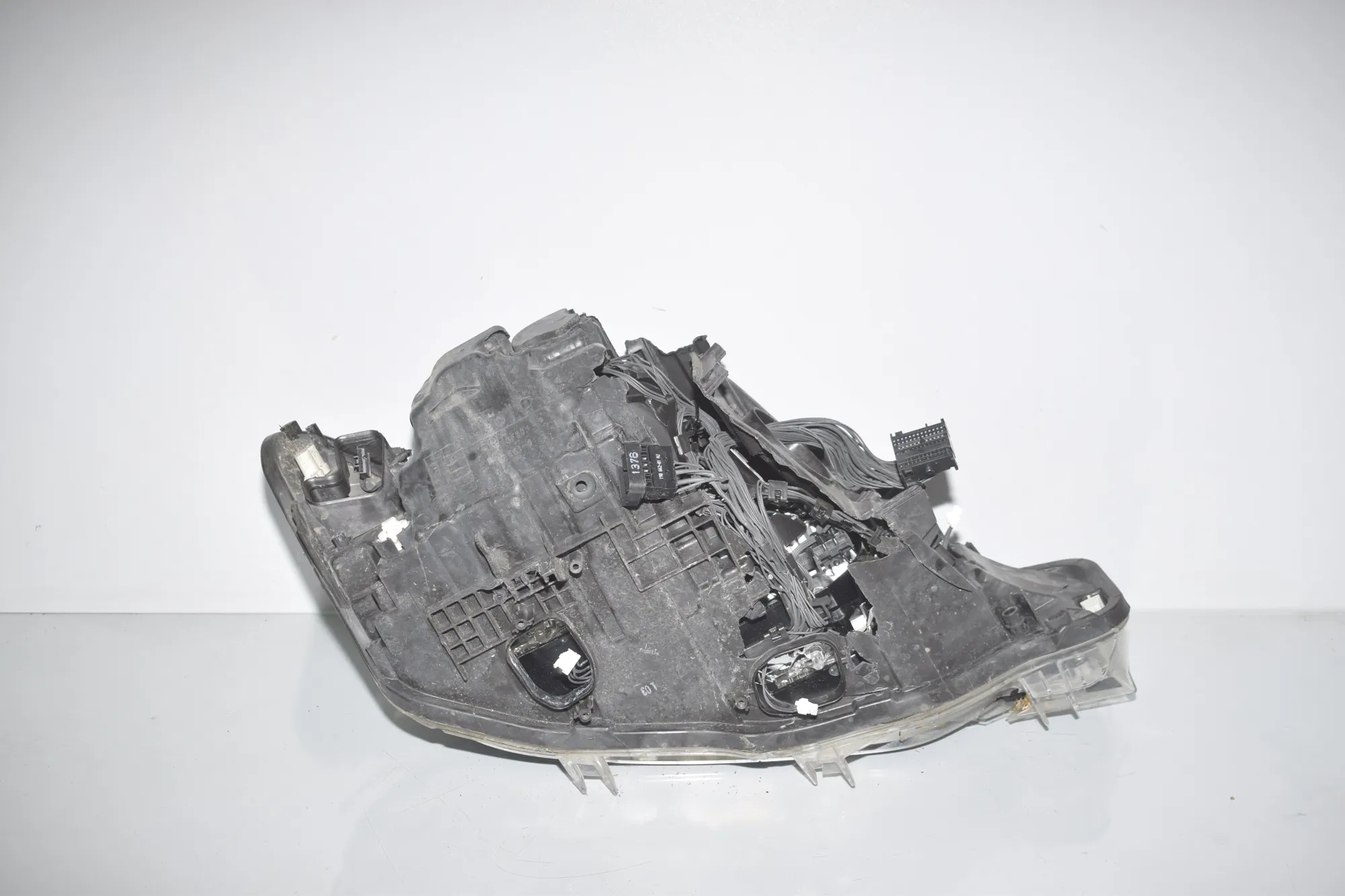 Front Left Headlight – OEM 198661-01 · BMW 3 Touring (F31) 318 d 2016 – 4