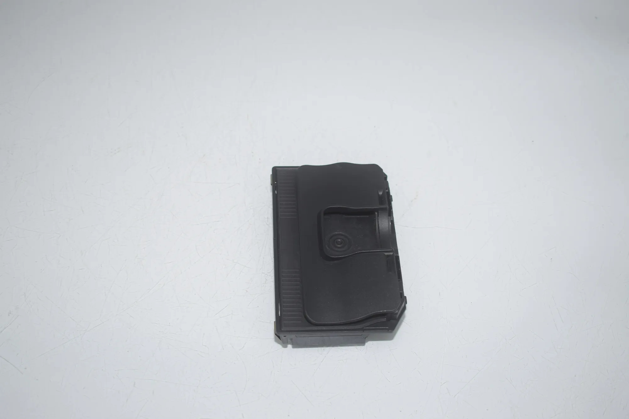 Wireless Charging Station – OEM 8807424 · BMW X5 (F15, F85) M 2018 – 2